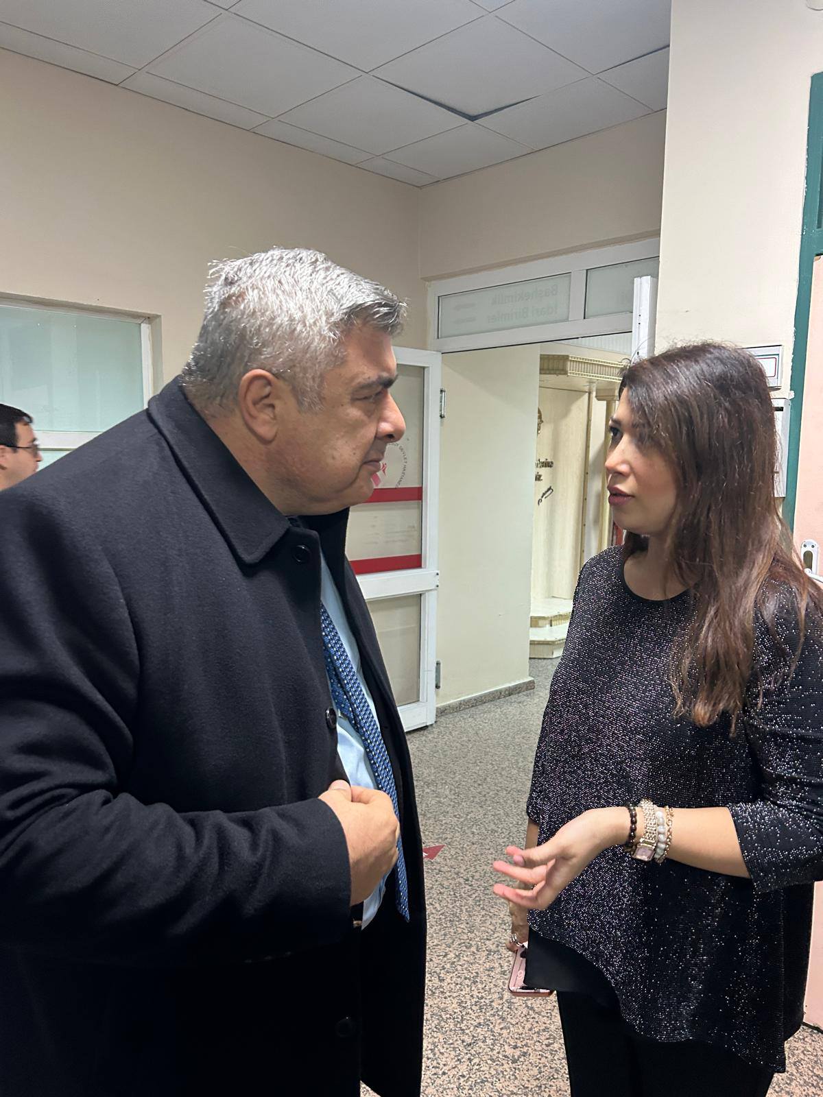 Müdür Sünnetci̇ “Olayin İlk Anindan İti̇baren Öğrenci̇leri̇mi̇zi̇n Yanindayiz” (3)