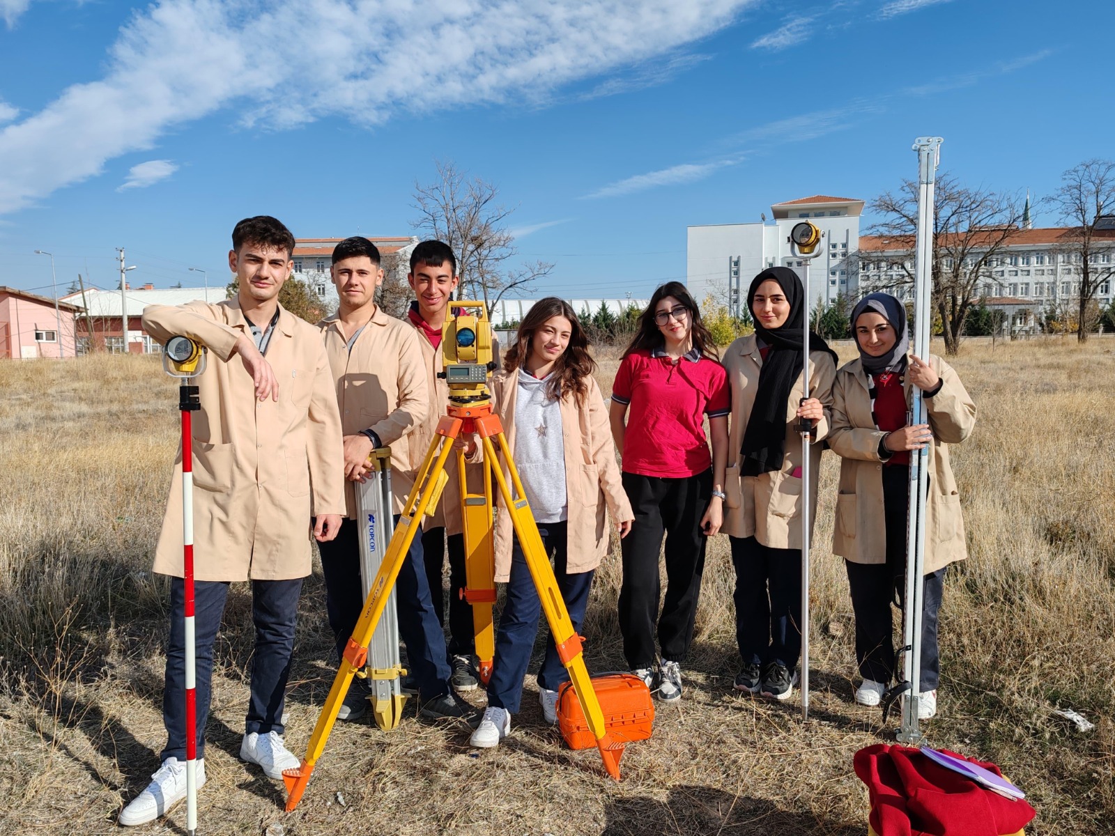 Tapu Müdürlüğü, Meslek Li̇sesi̇ Öğrenci̇leri̇ne Kapilarini Açti (8)