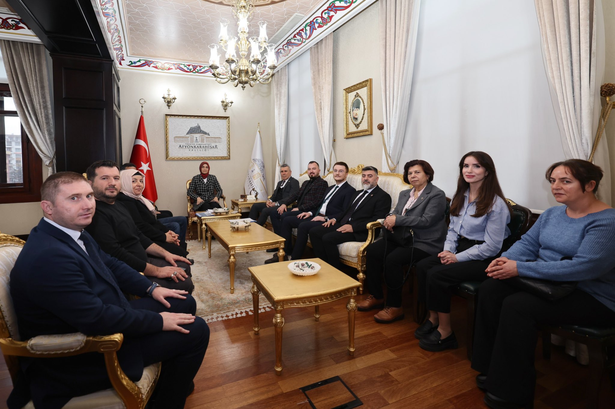 Vali̇ Yi̇ği̇tbaşi, İl İnsan Haklari Kurulunu Kabul Etti̇ (3)