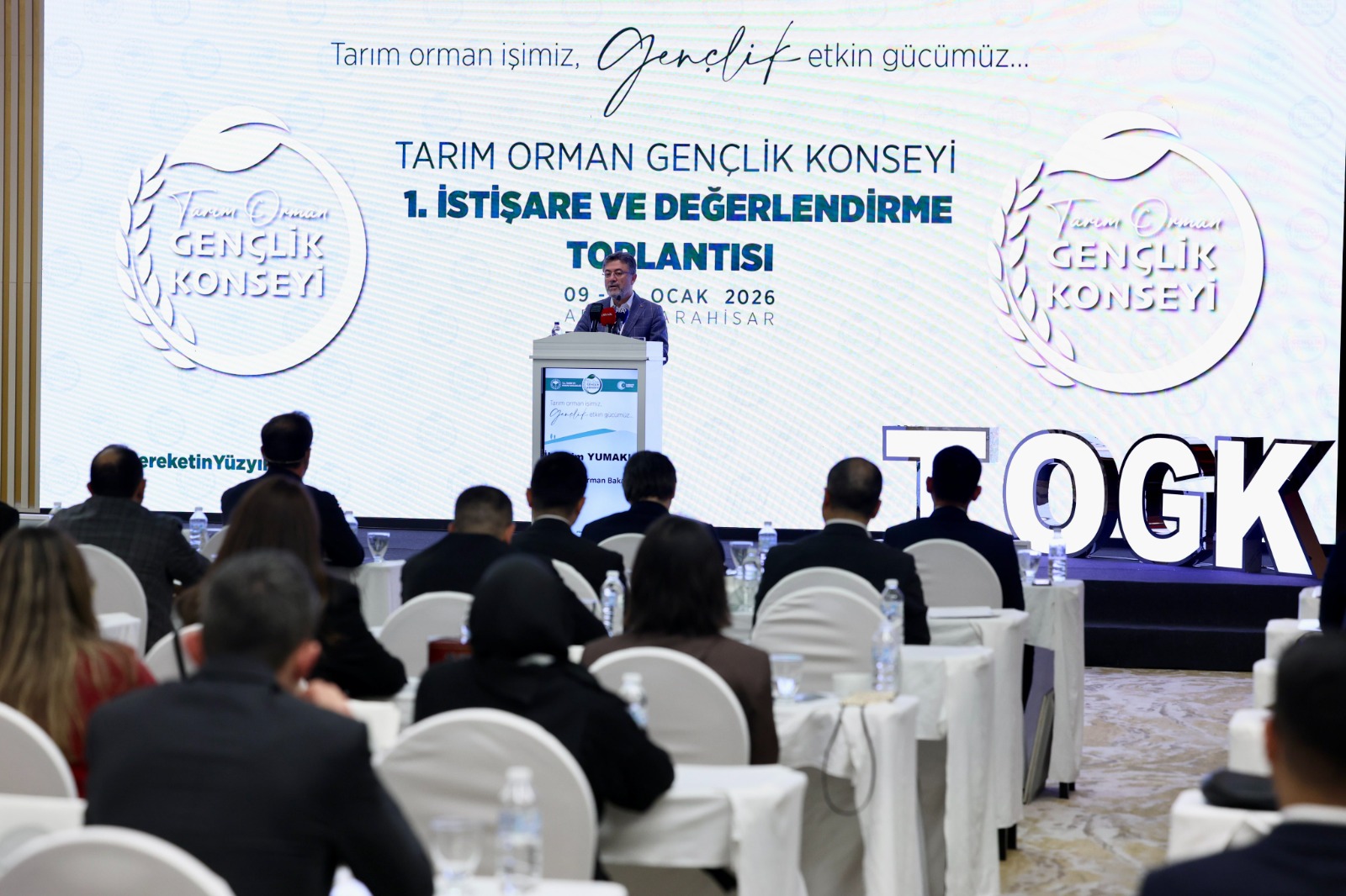 004D0F68 2Aeb 411F 9B6E 7Ce66059C144-1