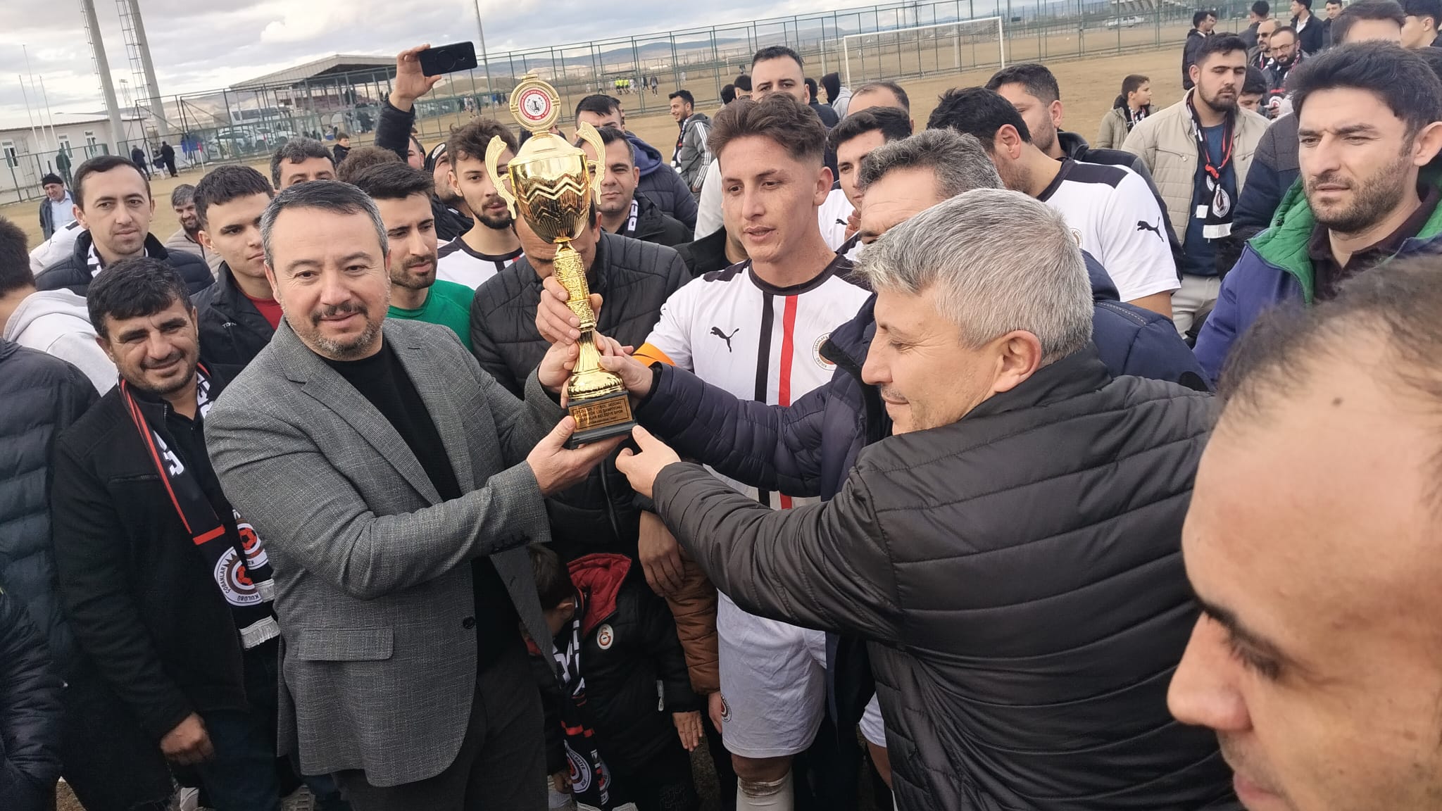 1Da4F803 E584 4Bb1 9C97 95560E8Dc0Ad