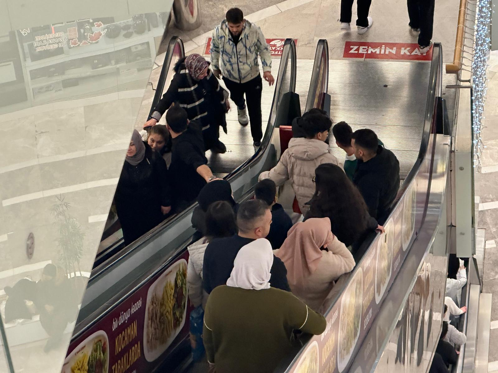 4D4557E3 16F1 4Ebc B22A 3F476D5Fd0C6