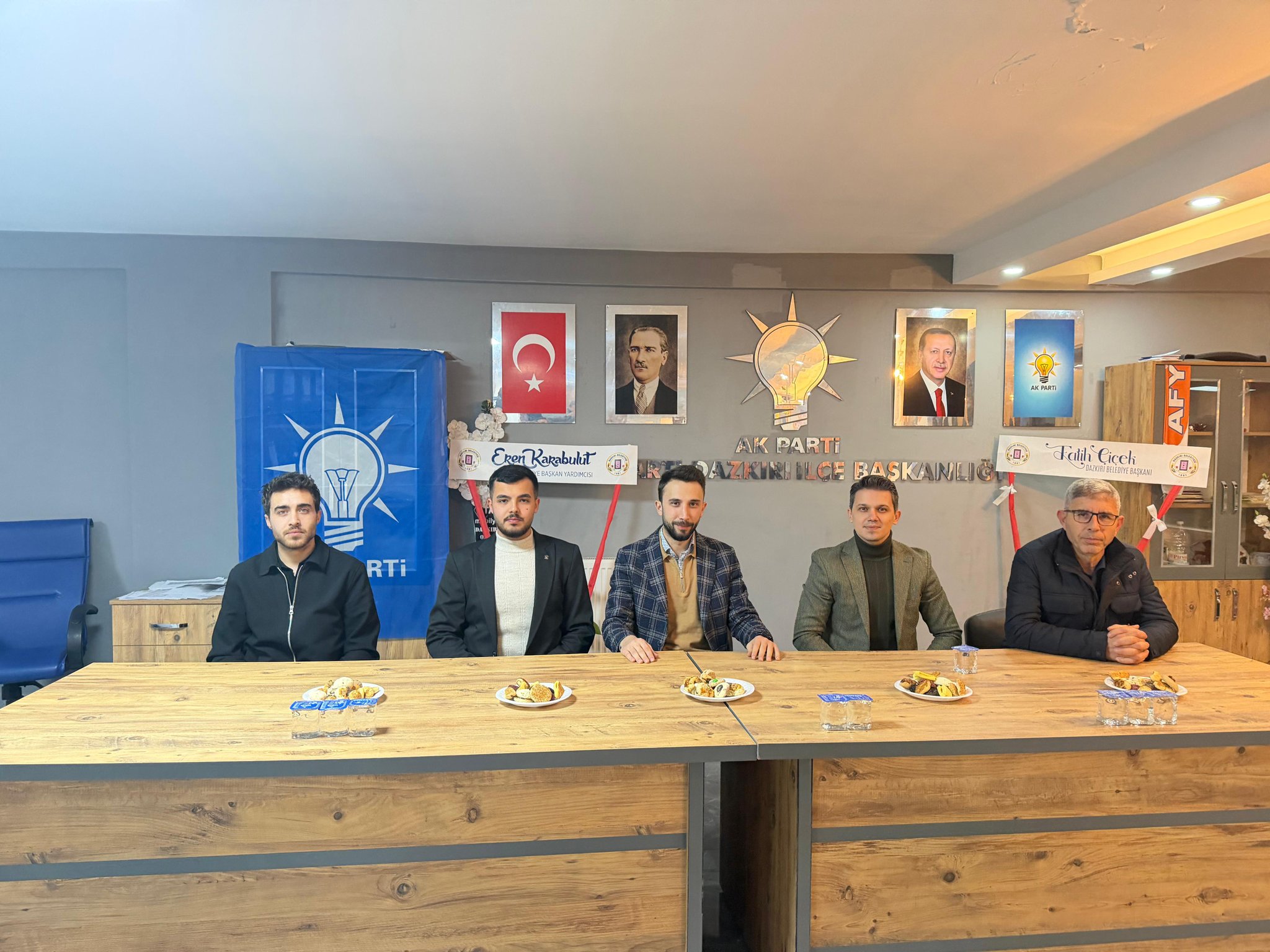 Ak Parti̇ Gençli̇k Kollari Sahada Başkan İntepe İlçe Zi̇yaretleri̇nde (3)