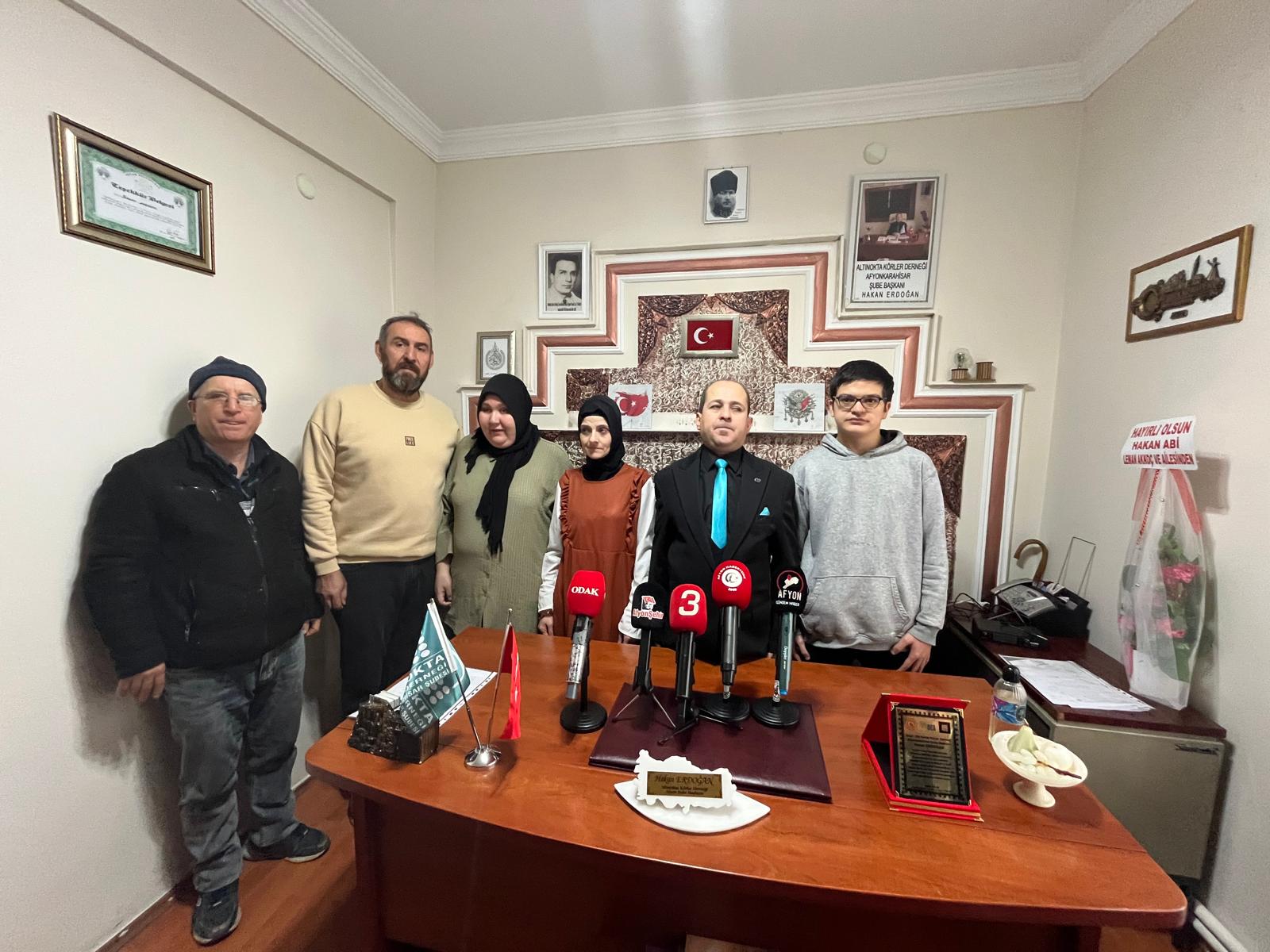 Beyaz Baston Sadece Bi̇r Hafta Deği̇l, 365 Gün Farkindalik (8)