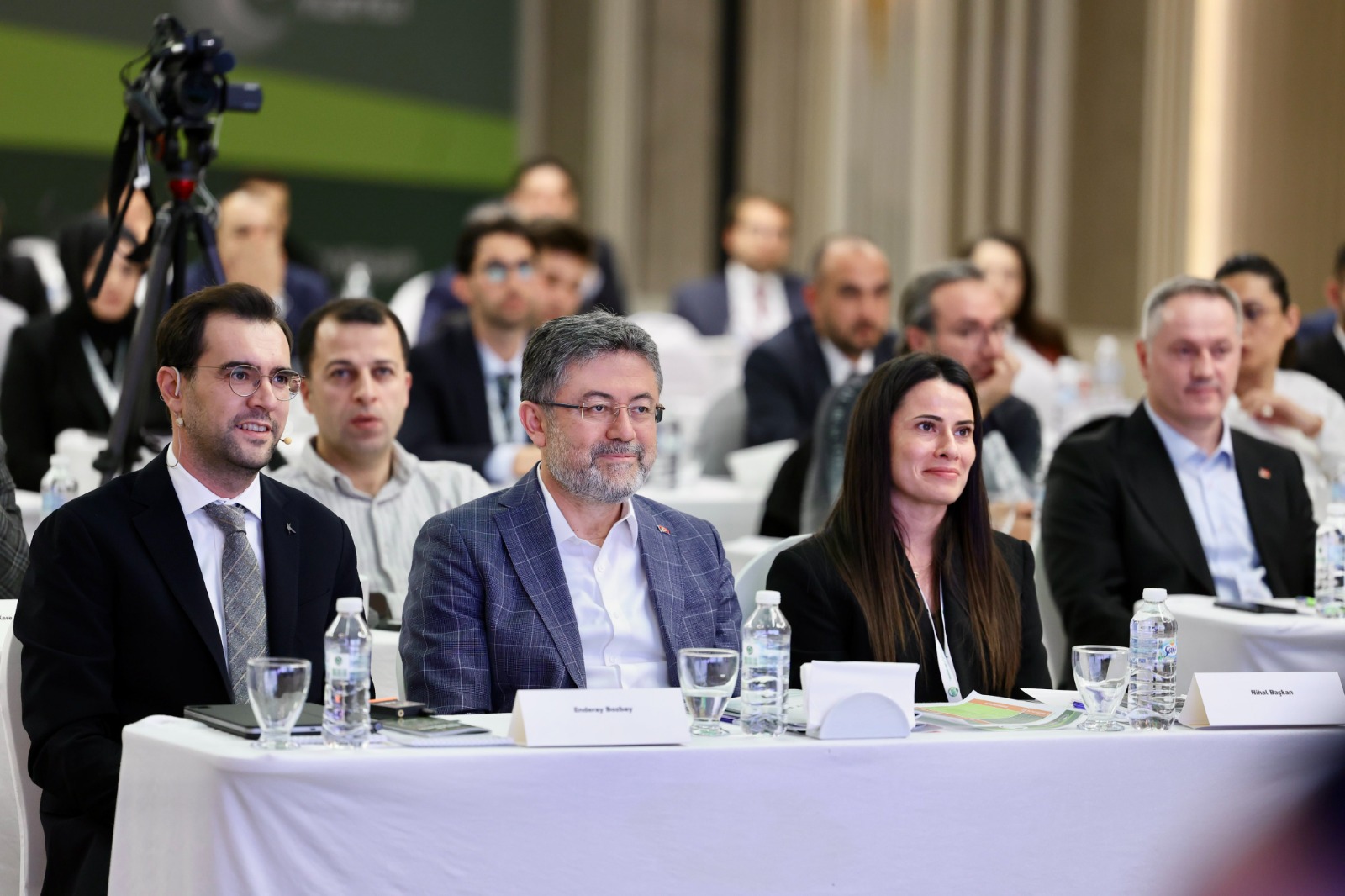 Cceaf951 2Ce3 4Be0 9F41 A1F0A30A6Bac