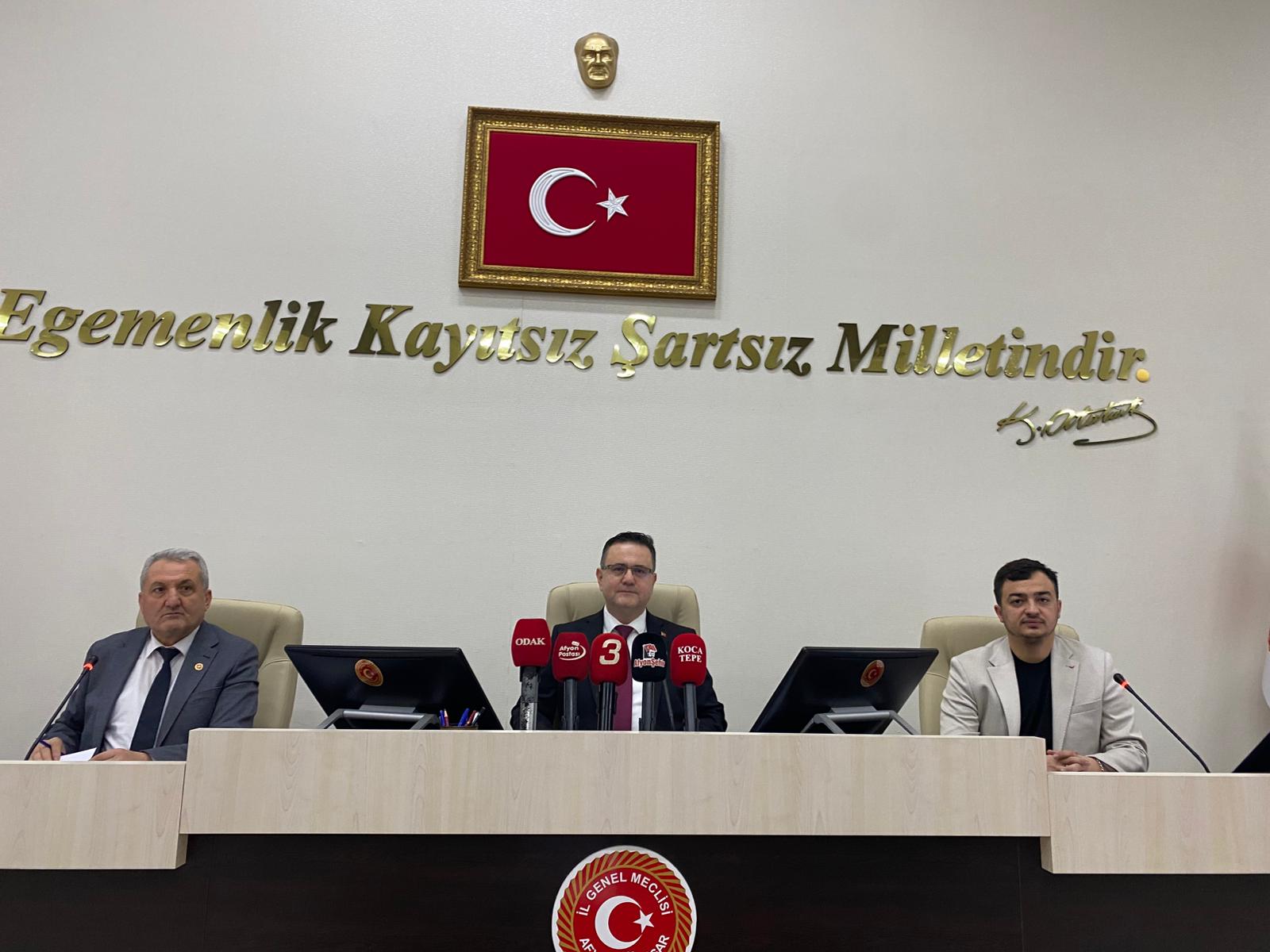 D8433C8B 5479 411A A8C0 0Bcb354D523A