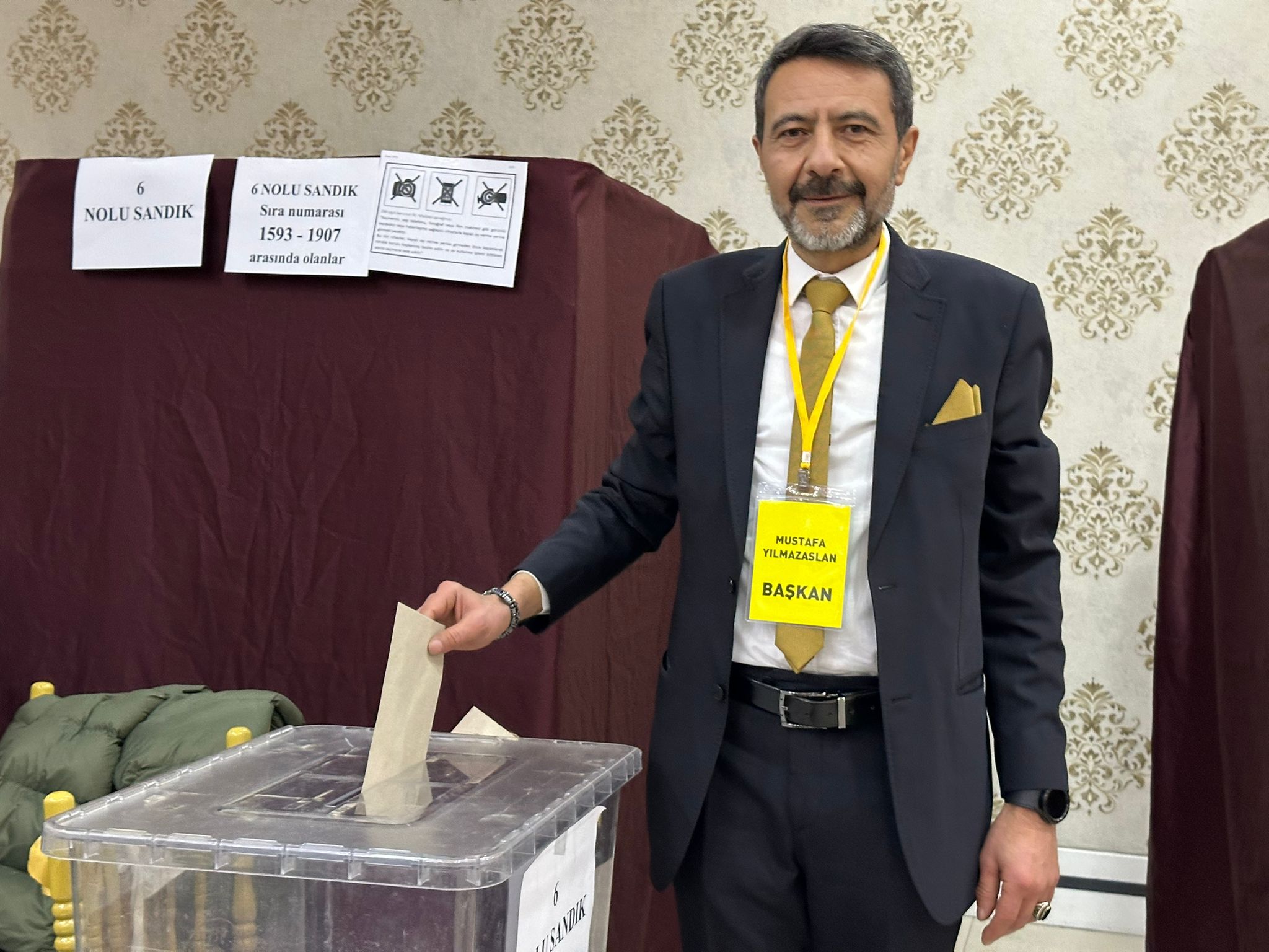 F9E9Bb47 9B9E 4B98 Bc3B 673C9Fb1A996