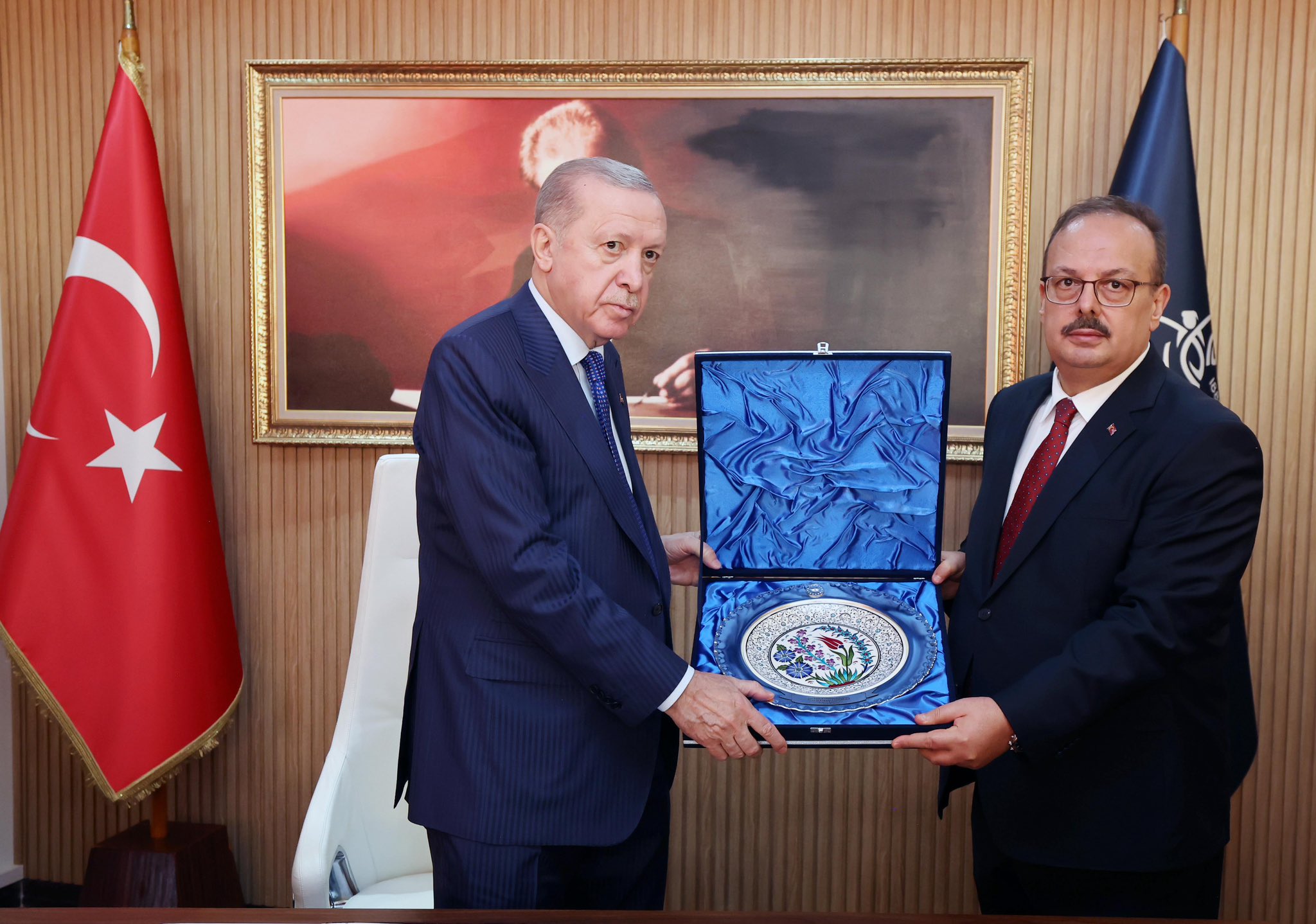 G Bs Re9 W E A A W I T