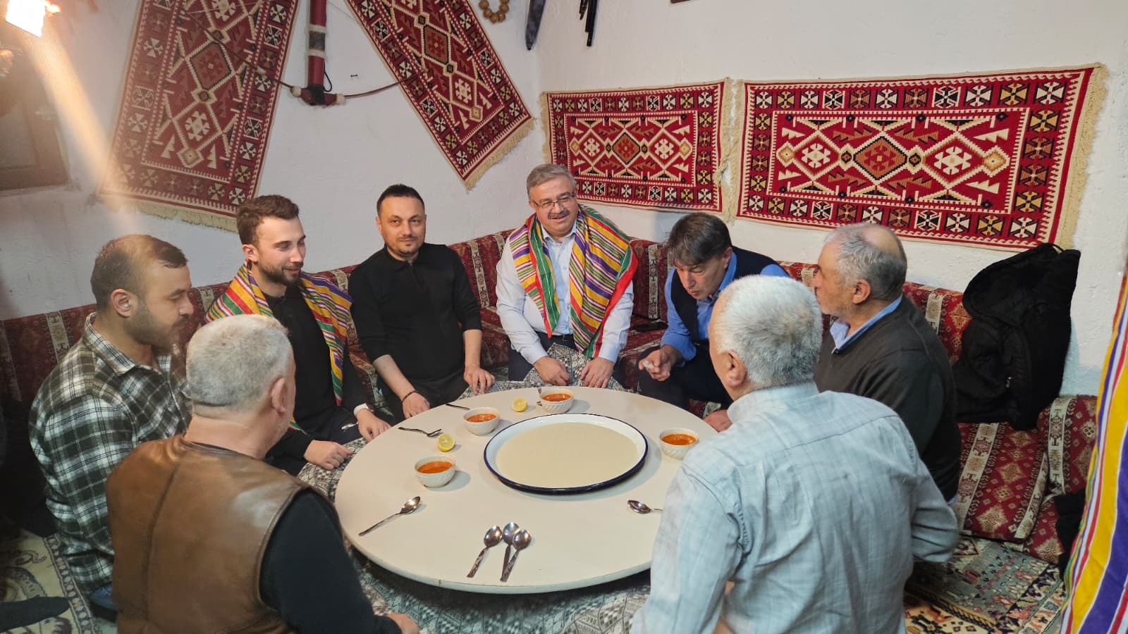 G D L Hh Ea M A A T7F Q