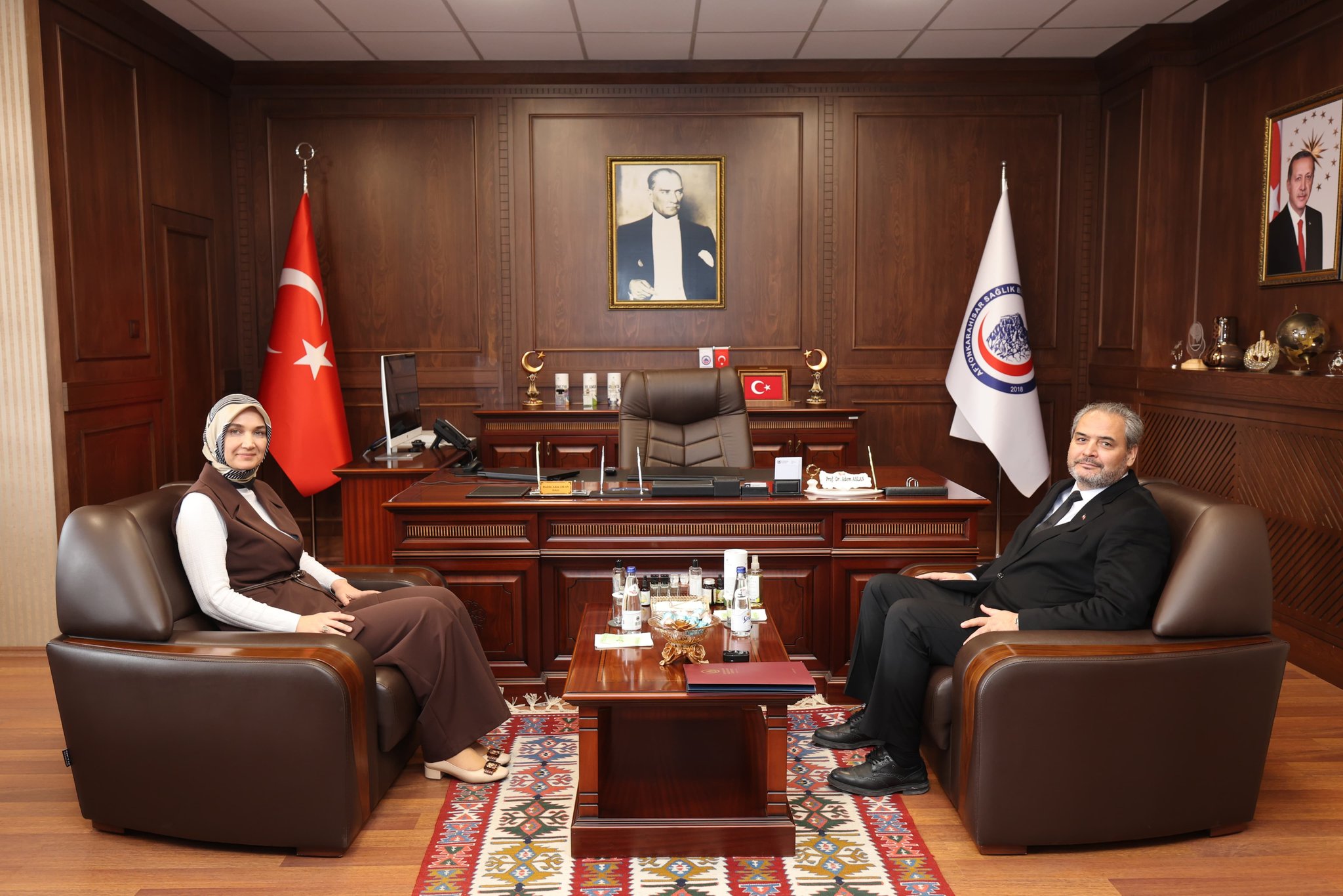 G O Xqx D Wc A A Dy A G