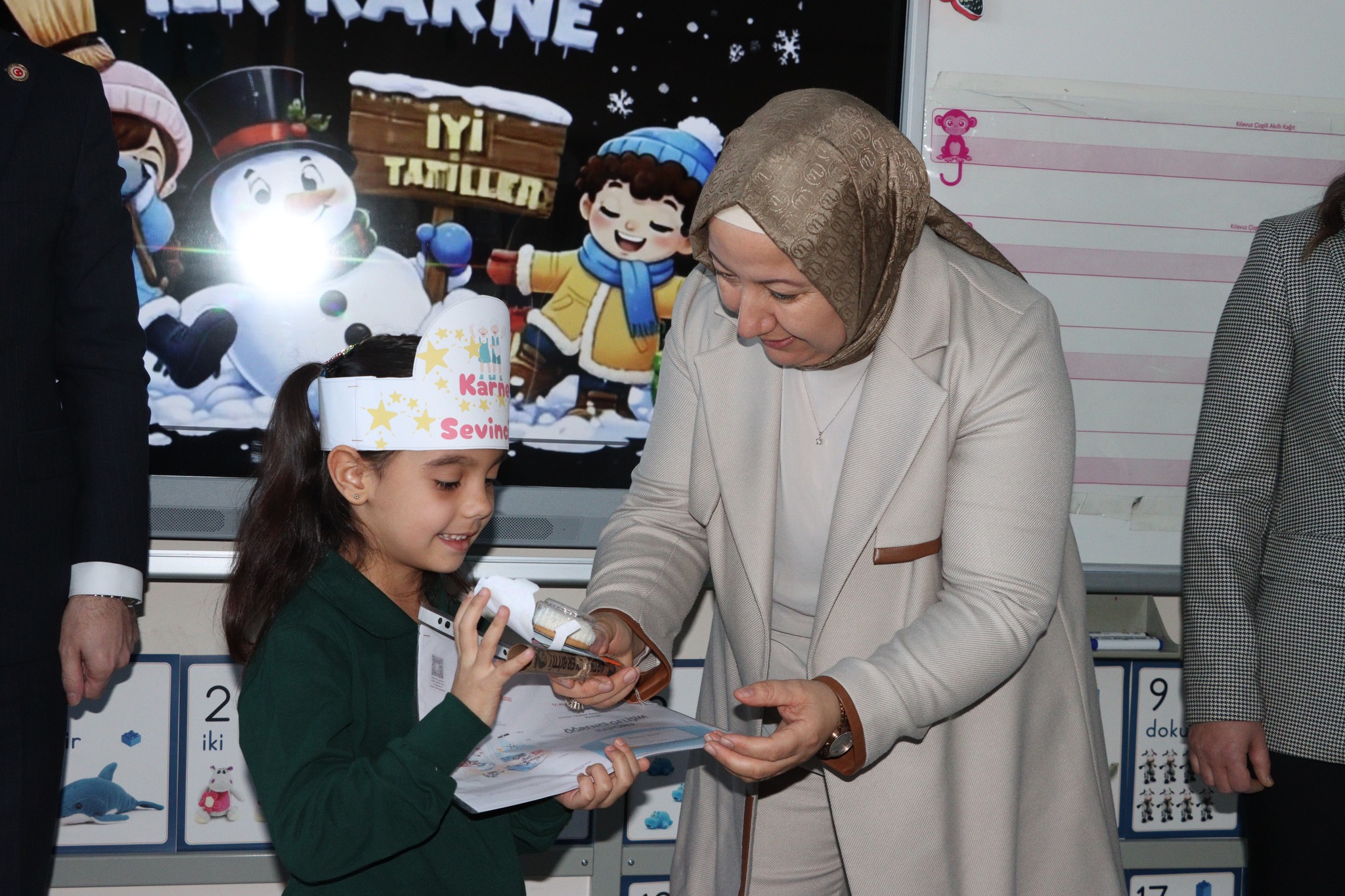 Karamehmet İlkokulunda Karne Coşkusu (2)