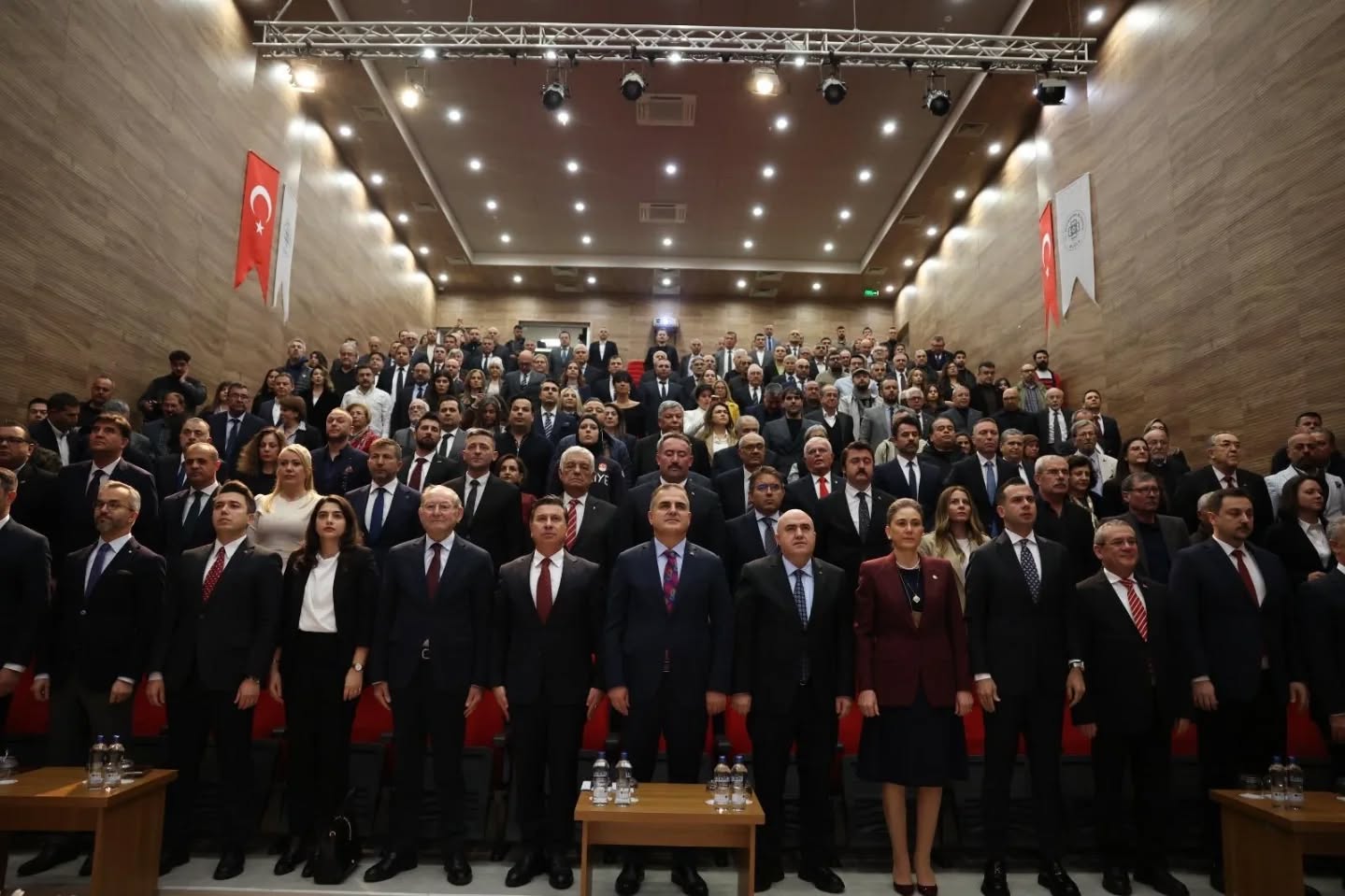 Kaymakam Aslan Hangi̇ Ödüle Layik Görüldü 2