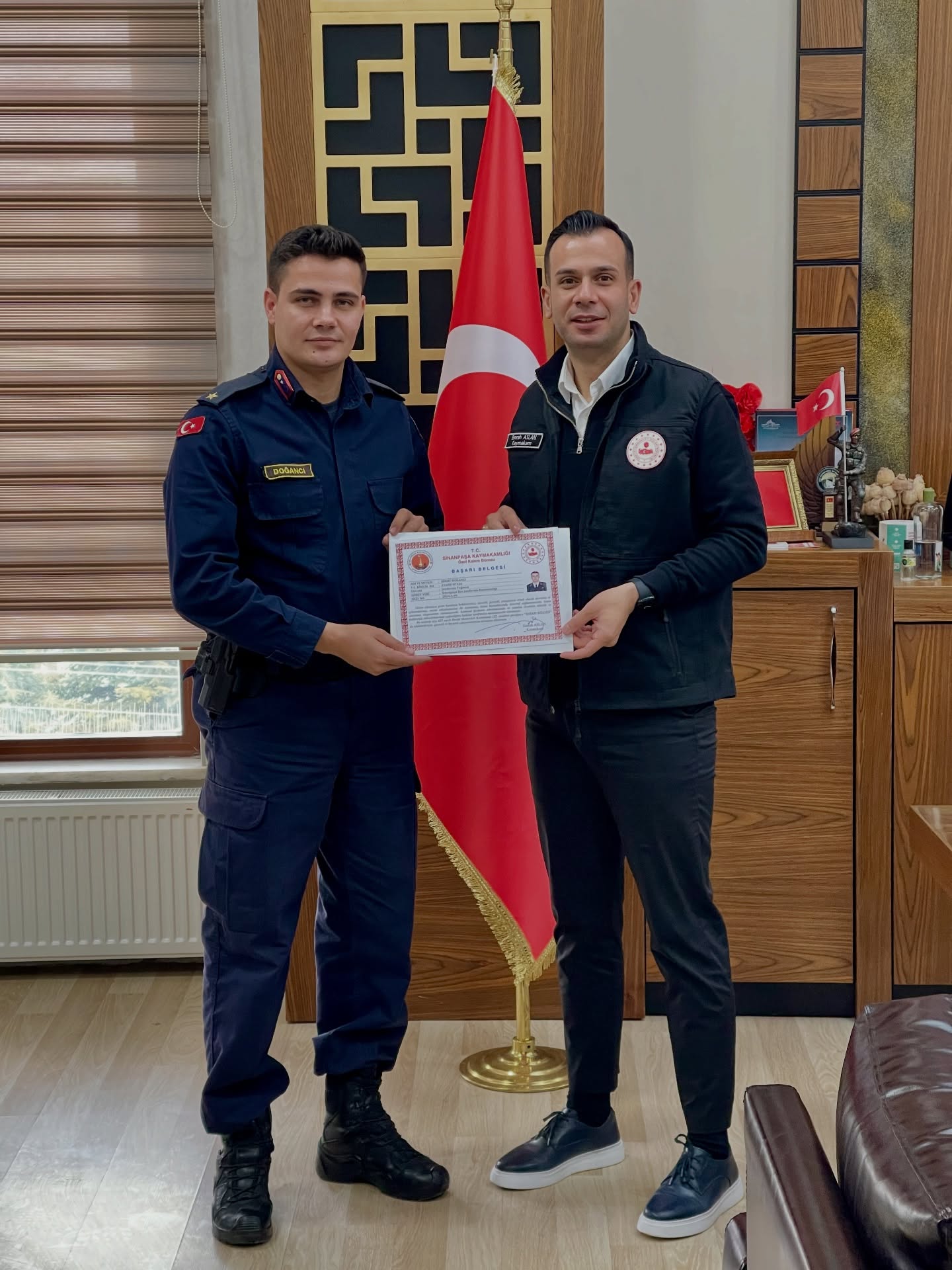 Si̇nanpaşa İlçe Jandarma Komutani Nereye Atandi