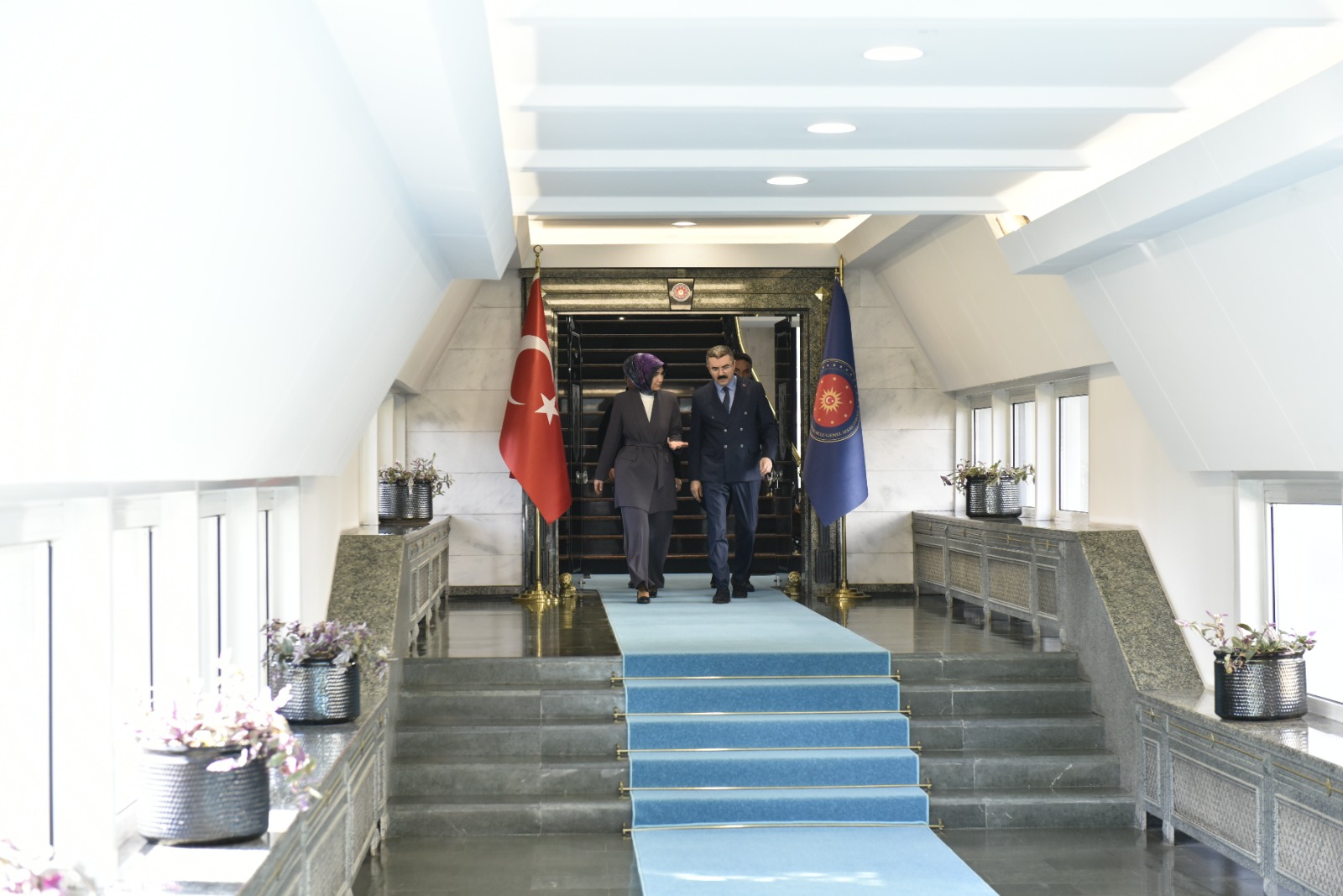 Vali̇ Yi̇ği̇tbaşi’dan Mgk Genel Sekreteri̇ Okay Memi̇ş’e Nezaket Zi̇yareti̇ (4)