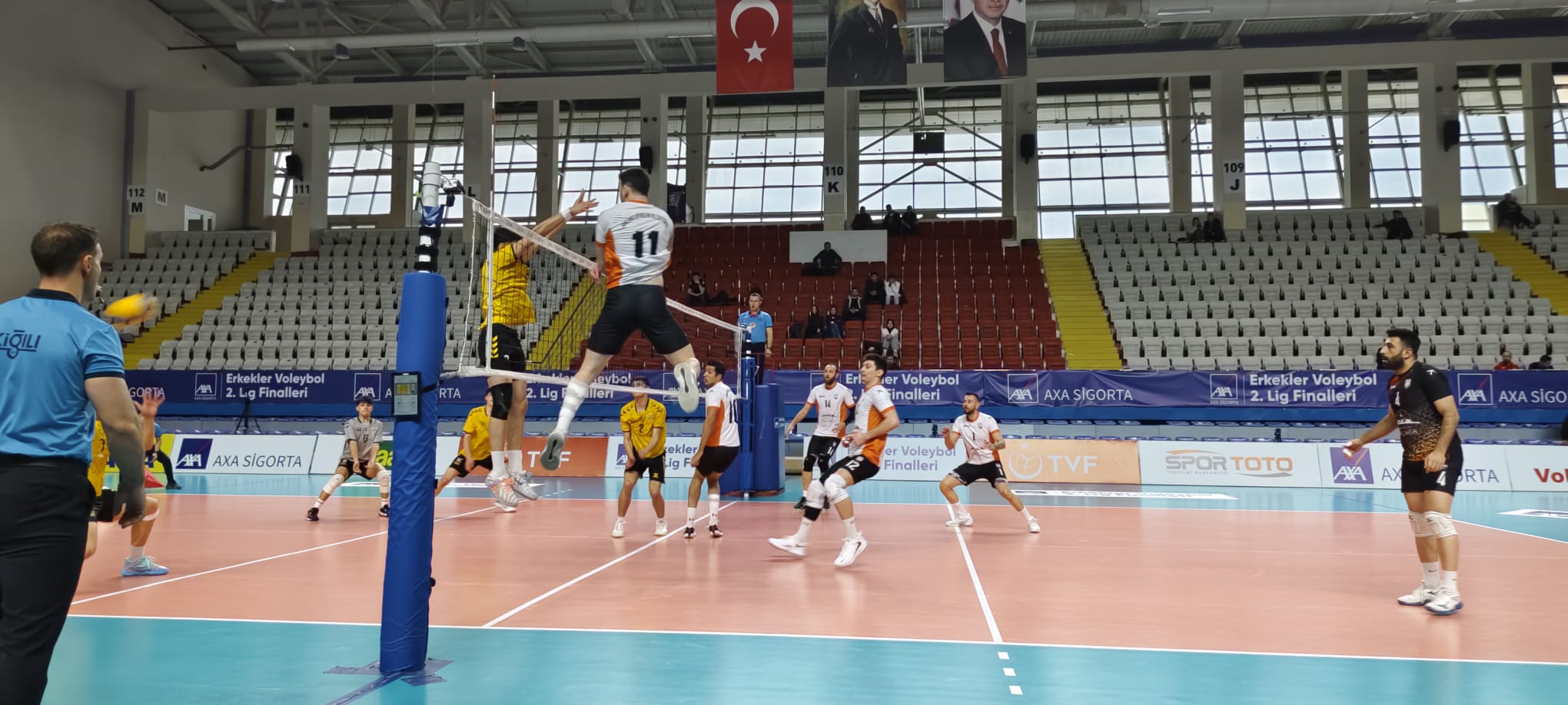 167C4B97 190F 4D8D B8A4 3151D3887B01