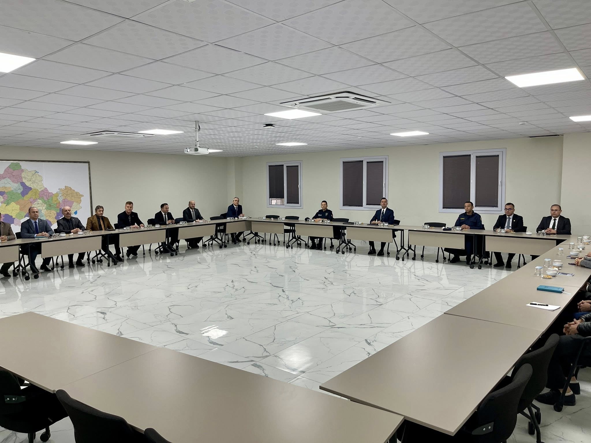 632703826 927046076537566 8620549531759819716 N