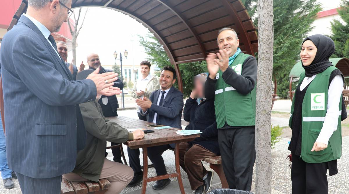 Afsü’den Dünya Si̇garayi Birakma Günü’nde Net Mesaj Dumansiz Gelecek (8)