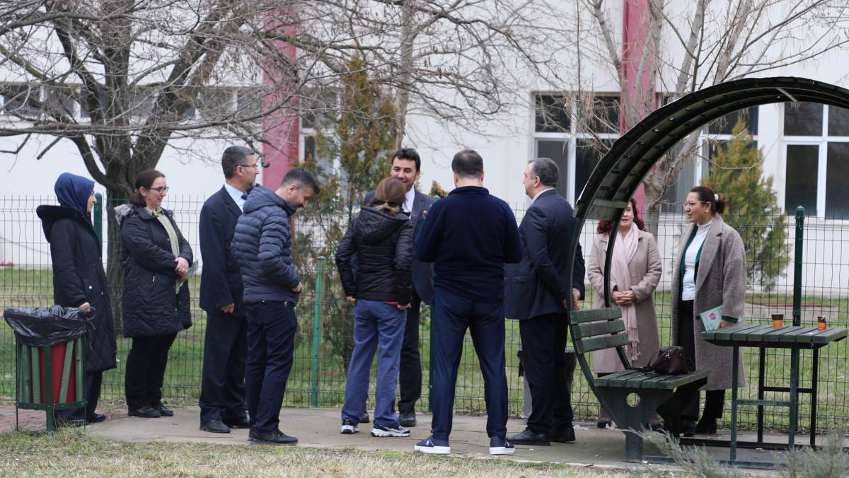 Afsü’den Dünya Si̇garayi Birakma Günü’nde Net Mesaj Dumansiz Gelecek (9)