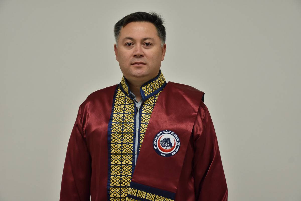 Afsü’lü Akademi̇syene Tübi̇tak Desteği̇ Harvard Kapilari Açildi (2)