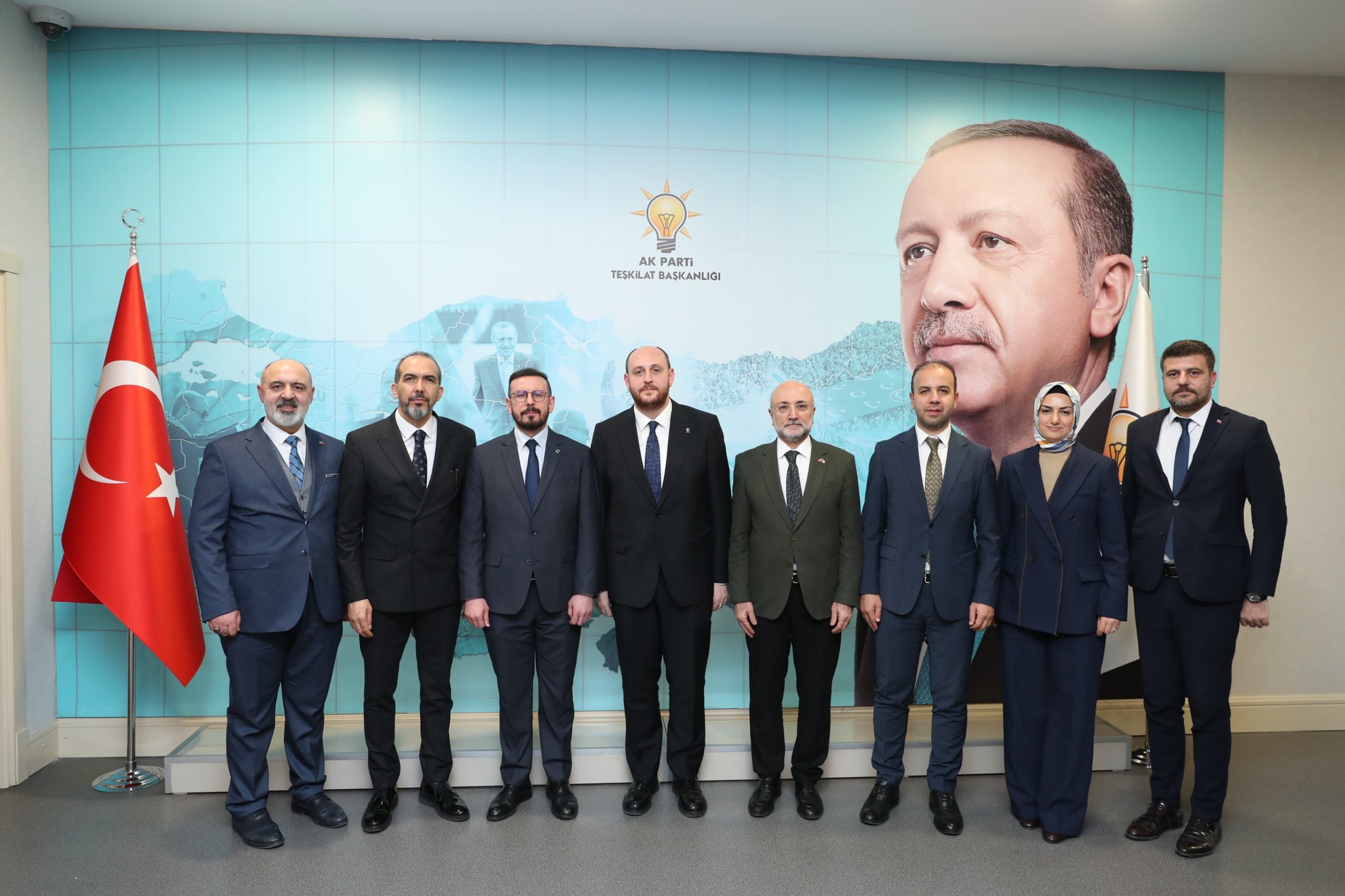 Ak Parti̇ Afyon Teşki̇latindan Yeni̇ İlçe Başkanlarina Hayirli Olsun Mesaji (2)