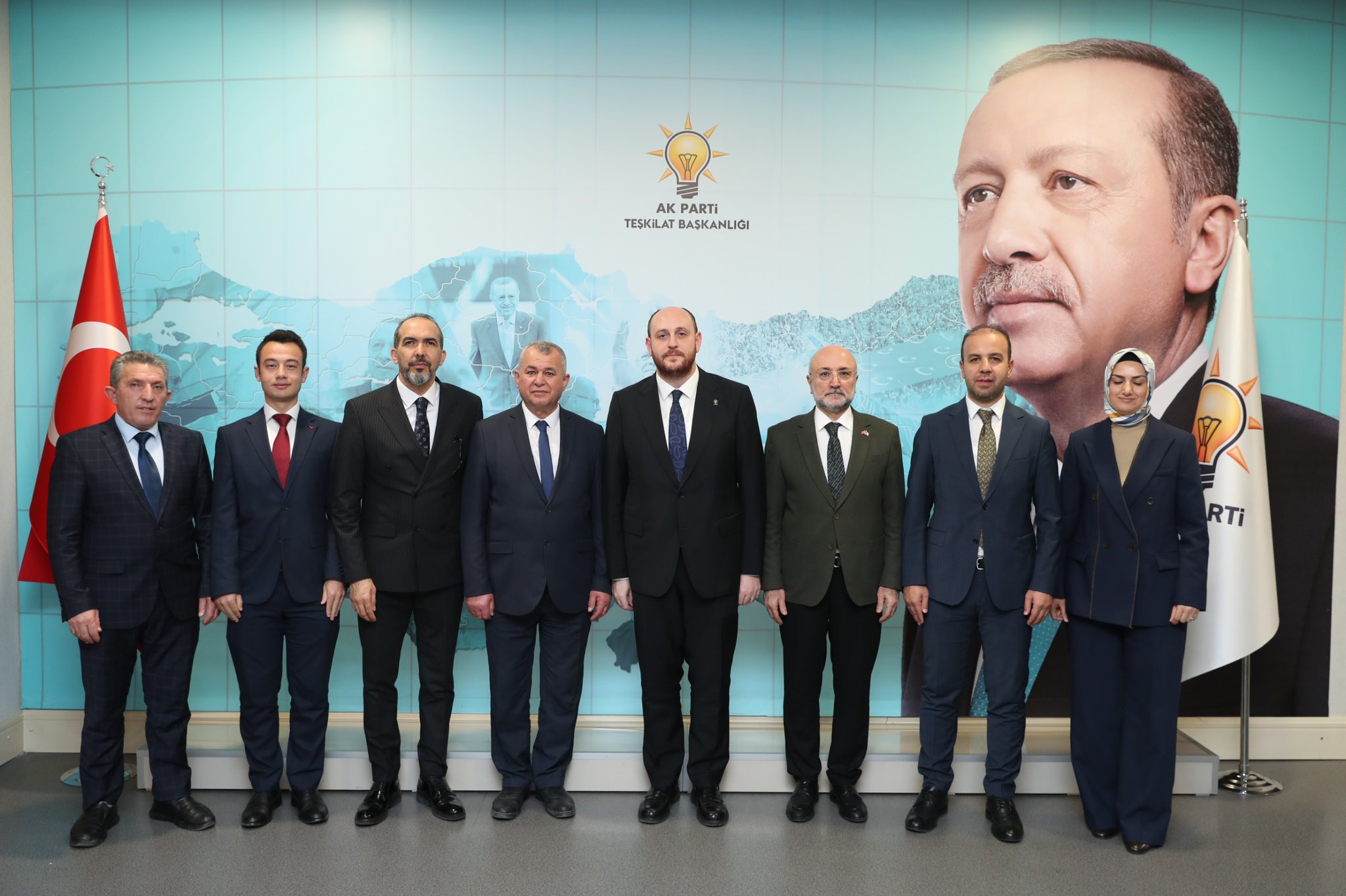 Ak Parti̇ Afyon Teşki̇latindan Yeni̇ İlçe Başkanlarina Hayirli Olsun Mesaji (4)