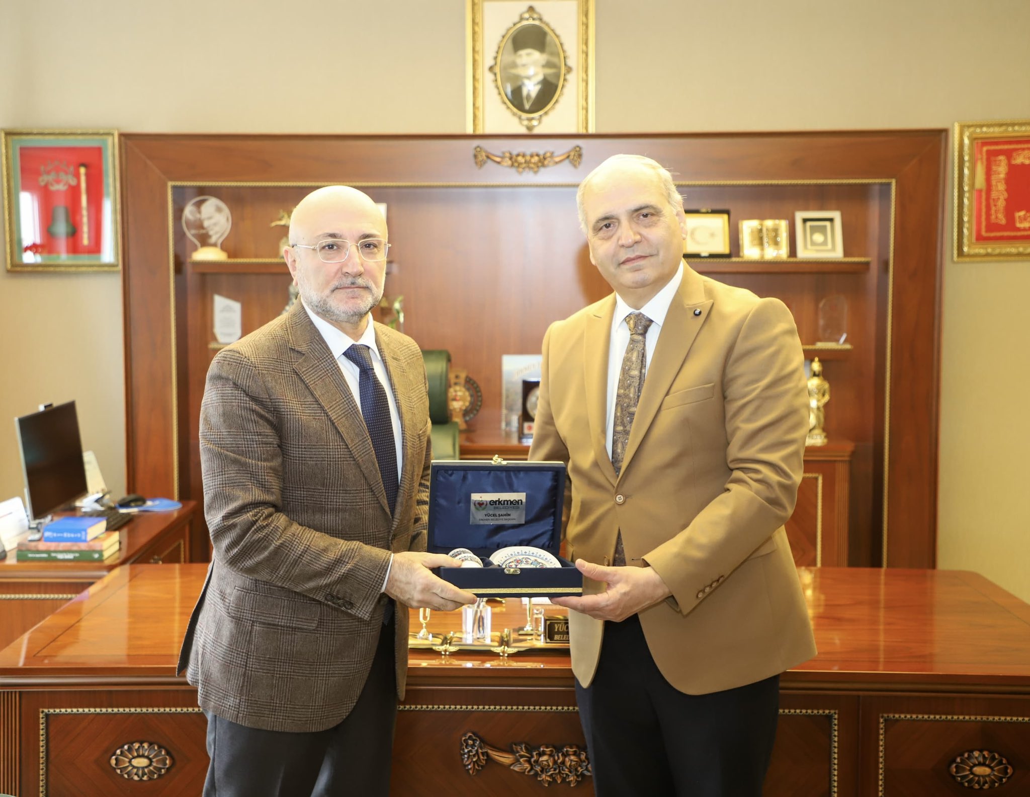 Ak Parti̇ Heyeti̇ Erkmen’de Hi̇zmet Ve Yatirimlar Değerlendi̇ri̇ldi̇ (3)