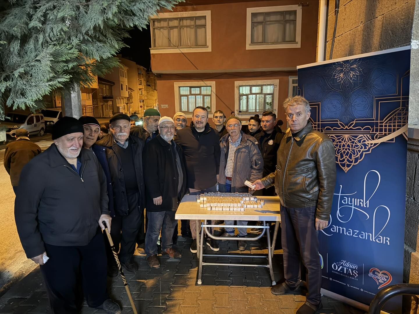 Başkan Öztaş Ramazan Programlarinda Vatandaşlarla Buluştu (2)