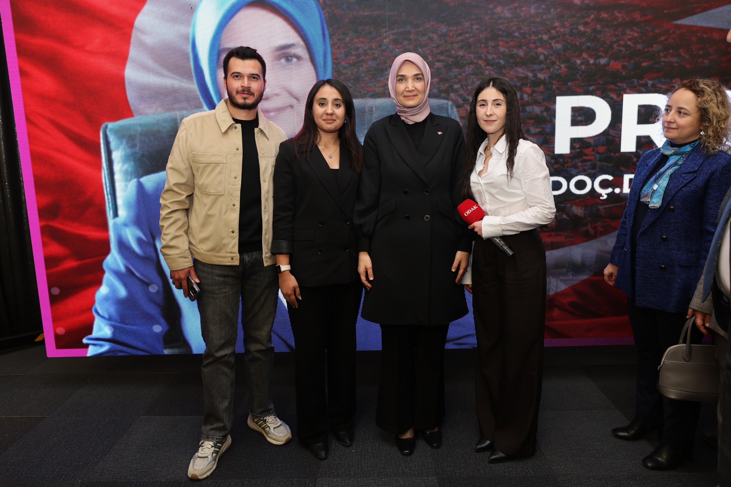 Cf13Ffb4 Ff1D 4B91 822B 0Bc01399Fe60