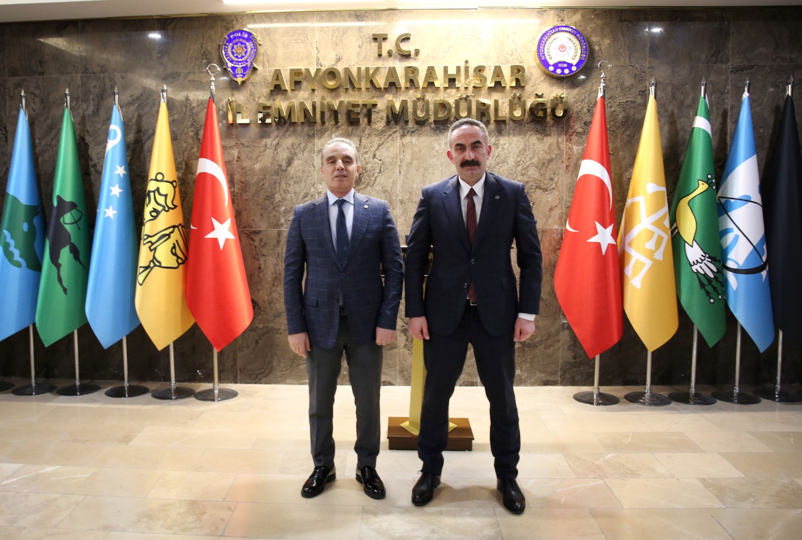 H A U1 Z E A X0 A A9 Fum