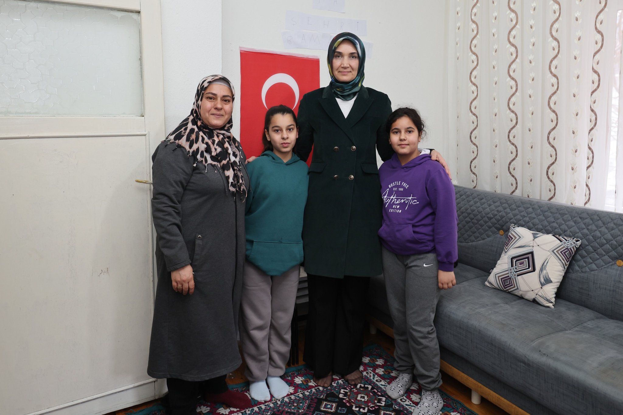 H A0A V Ybb U A A8H6 A