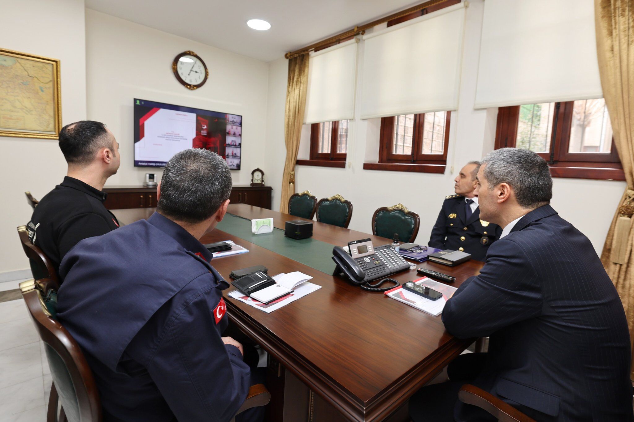 H C Kz1 Z Bbo A Ec7K