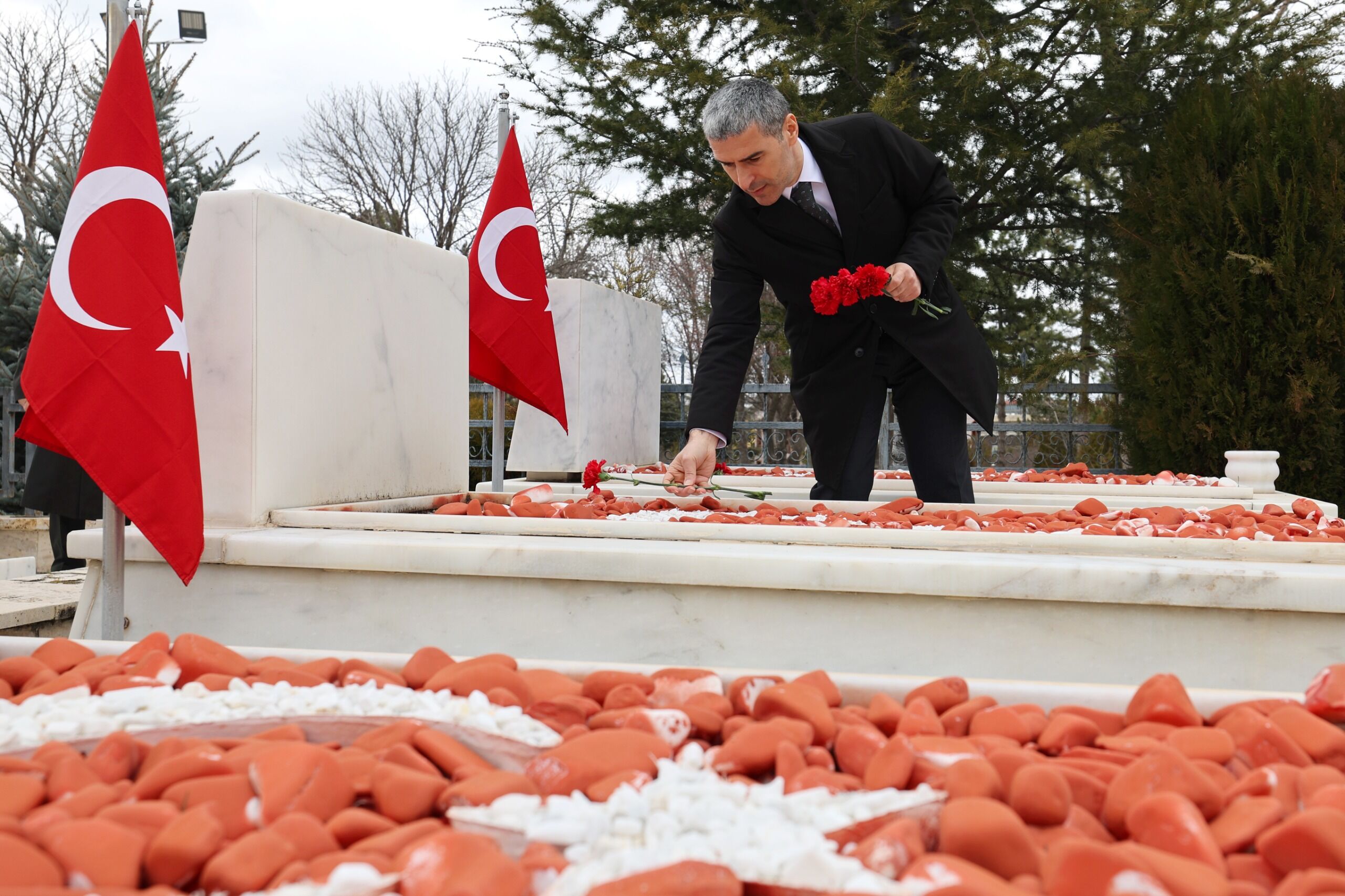 H C Plf0N Ww A A98No