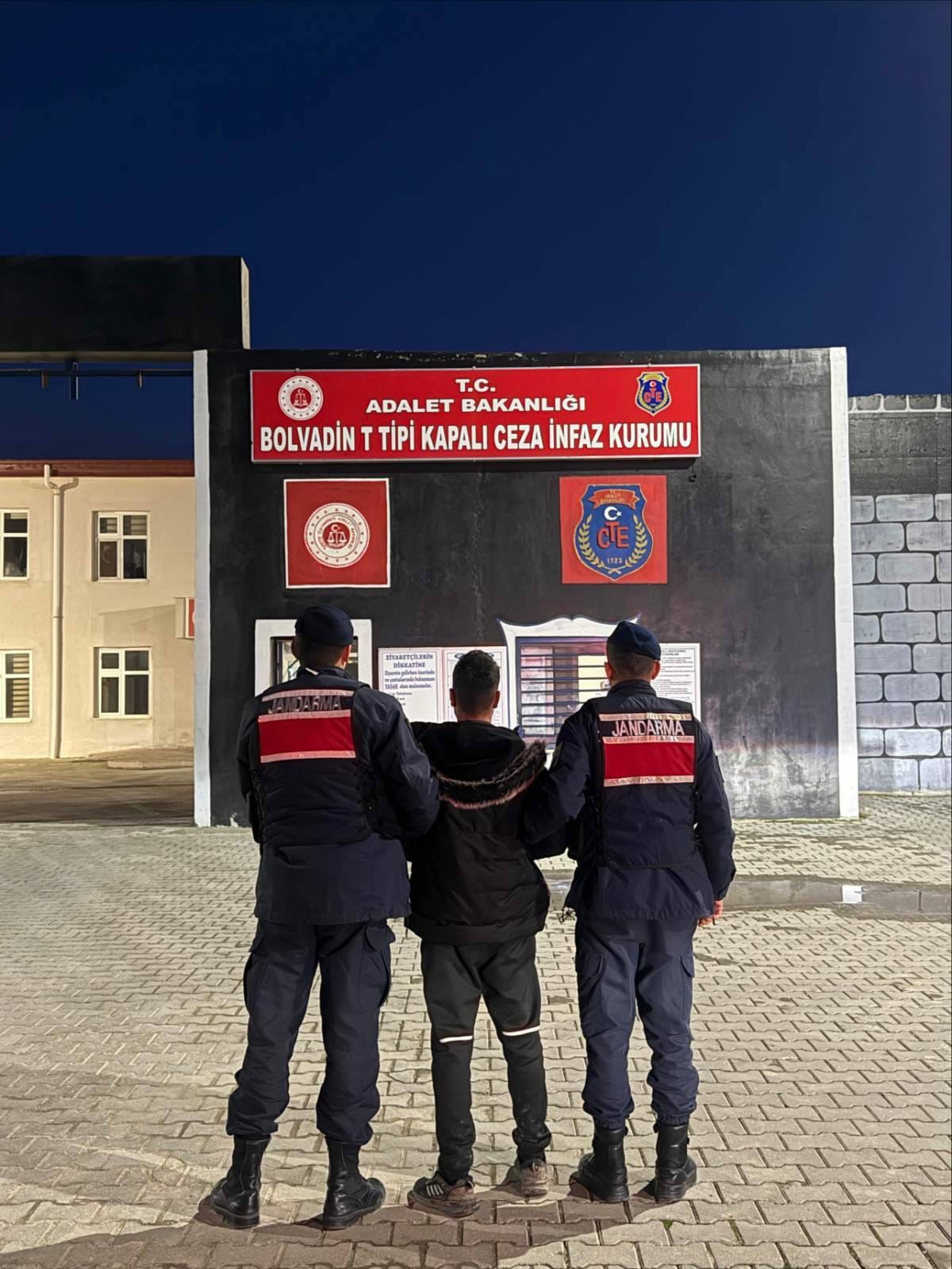 İl Jandarma Göz Açtirmiyor~1