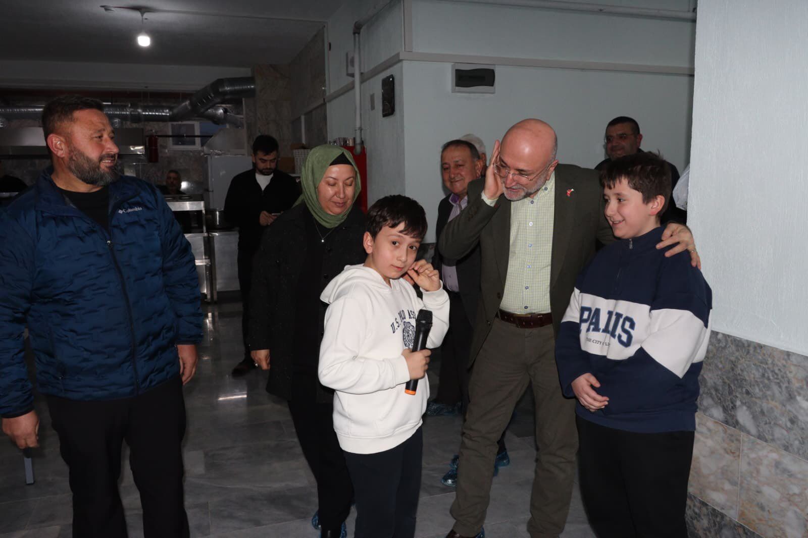 İscehi̇sar’da Manevi̇ Buluşma Başkan Şahi̇n Genç Hafizlarla Bi̇r Araya Geldi̇ (4)