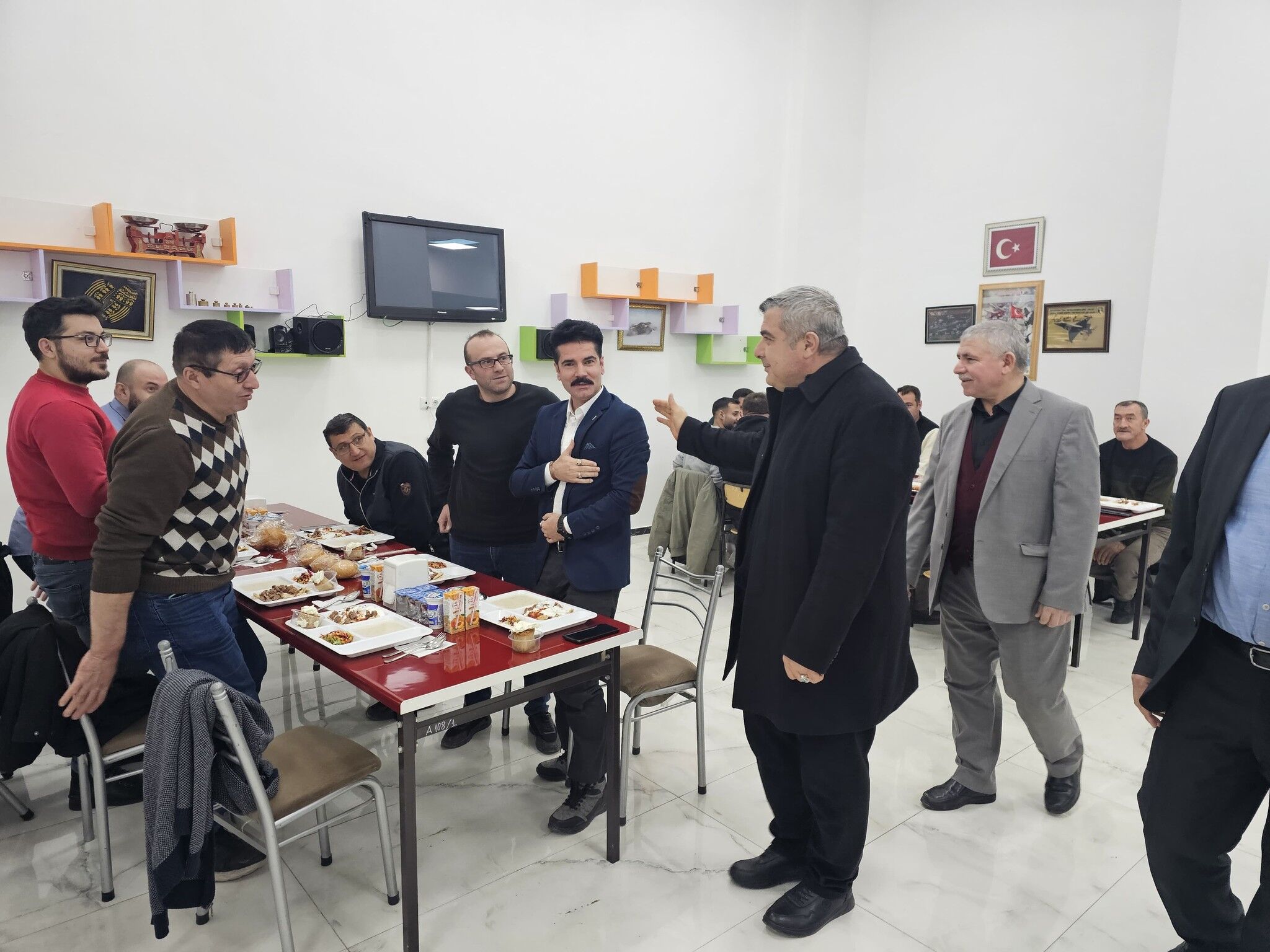 Müdür Sünnetci̇ Personelle İftar Programinda Bi̇r Araya Geldi̇ (5)