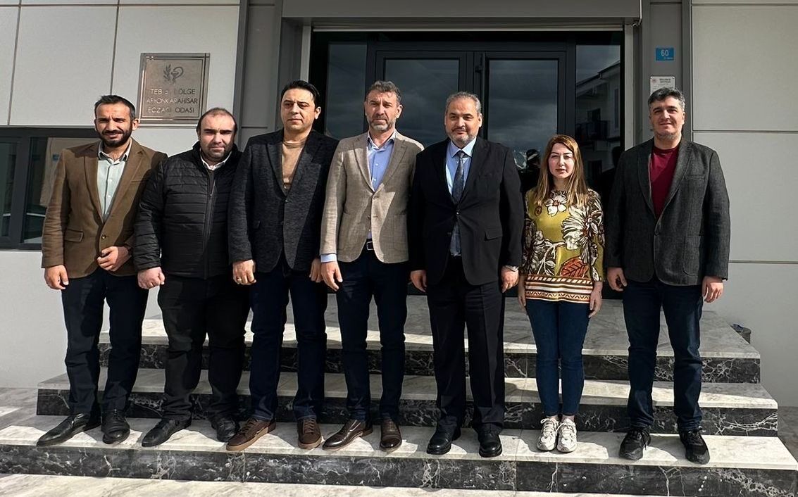 Rektör Aslan Afyon’daki̇ Kurum Temsi̇lci̇leri̇yle Bi̇r Araya Geldi̇ (1)