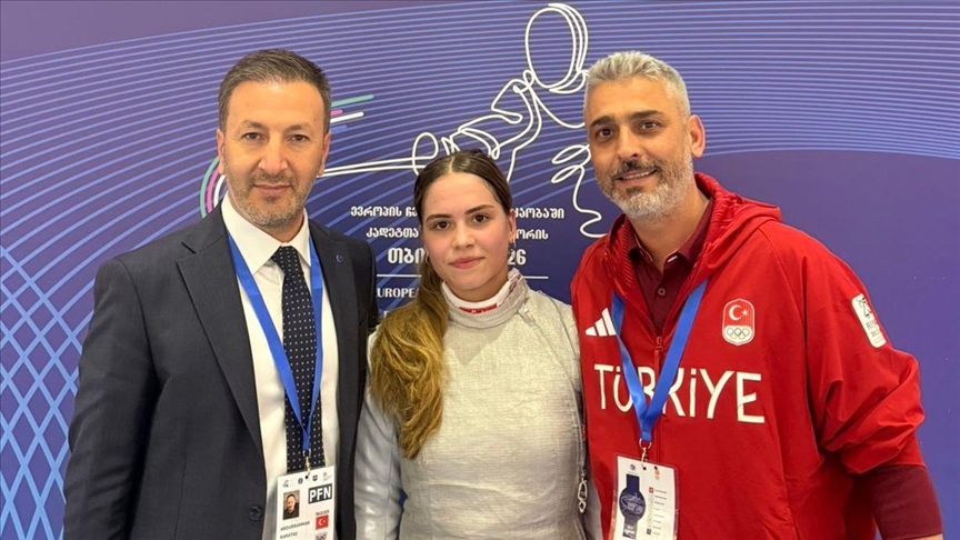 Thumbs B C 620C0D21442Cd34Ed433Aebc04565810