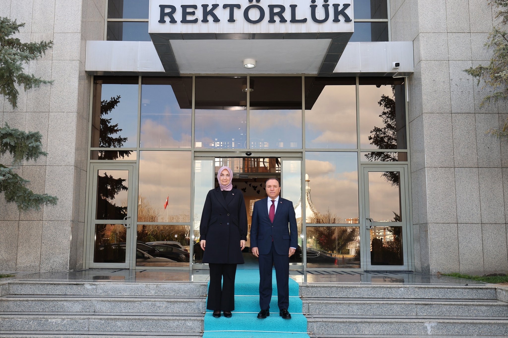 Vali̇ Yi̇ği̇tbaşi’dan Kurumlara Veda Turu (10)