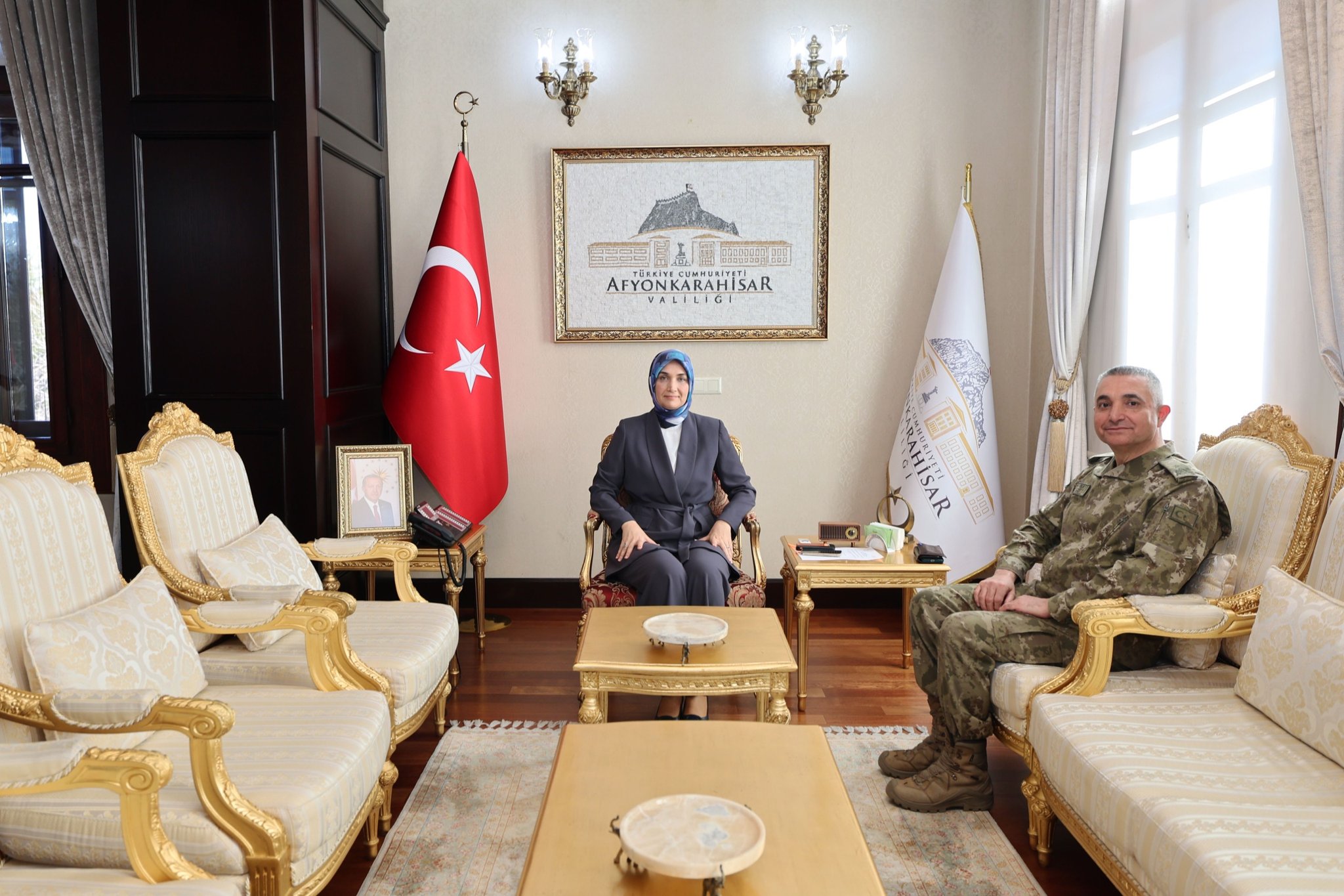 Yeni̇ Görev Sonrasi İlk Tebri̇k Teci̇mer’den Yi̇ği̇tbaşi’na Zi̇yaret