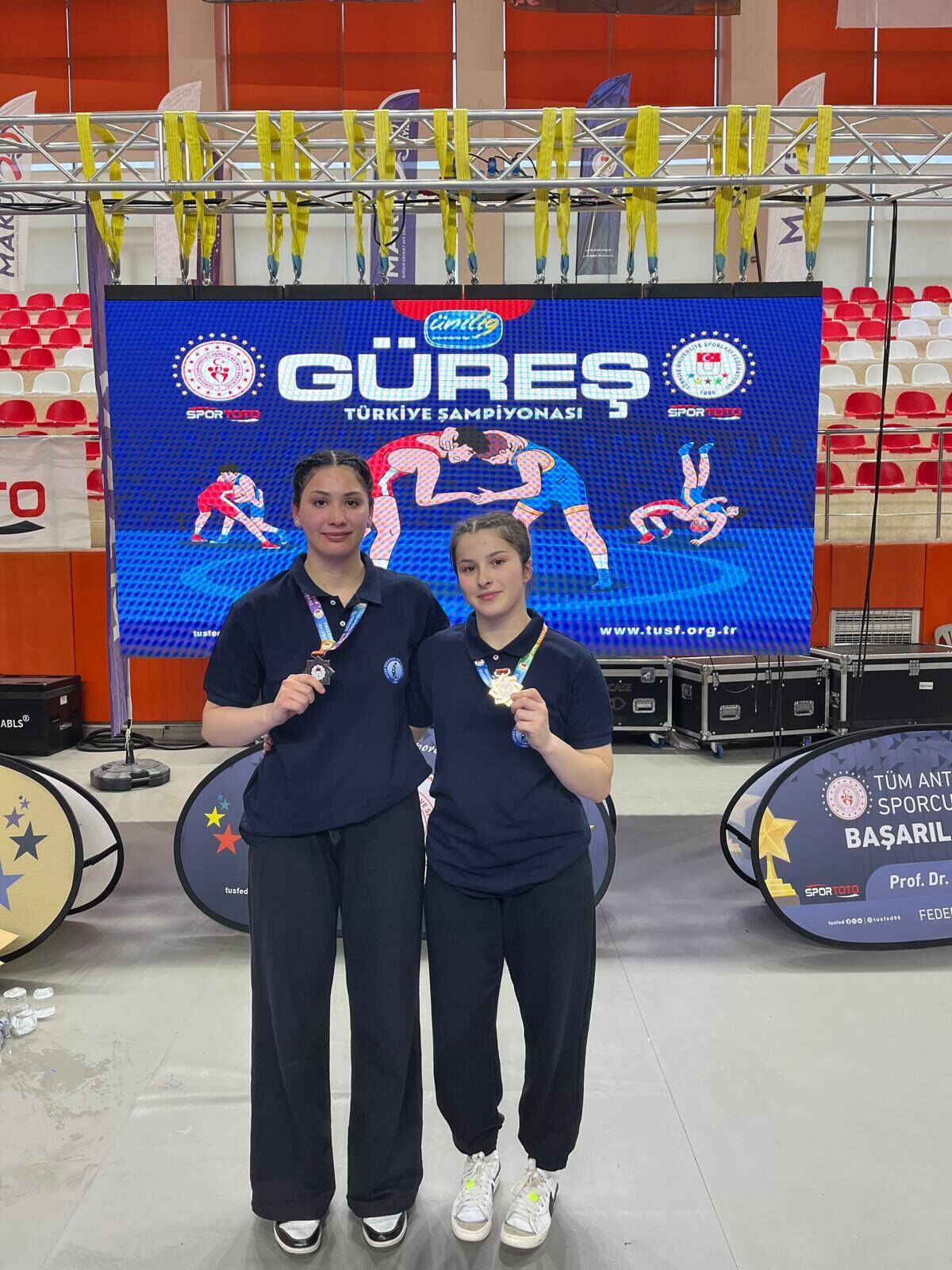 657500302 1375459604620650 5694589086047595413 N