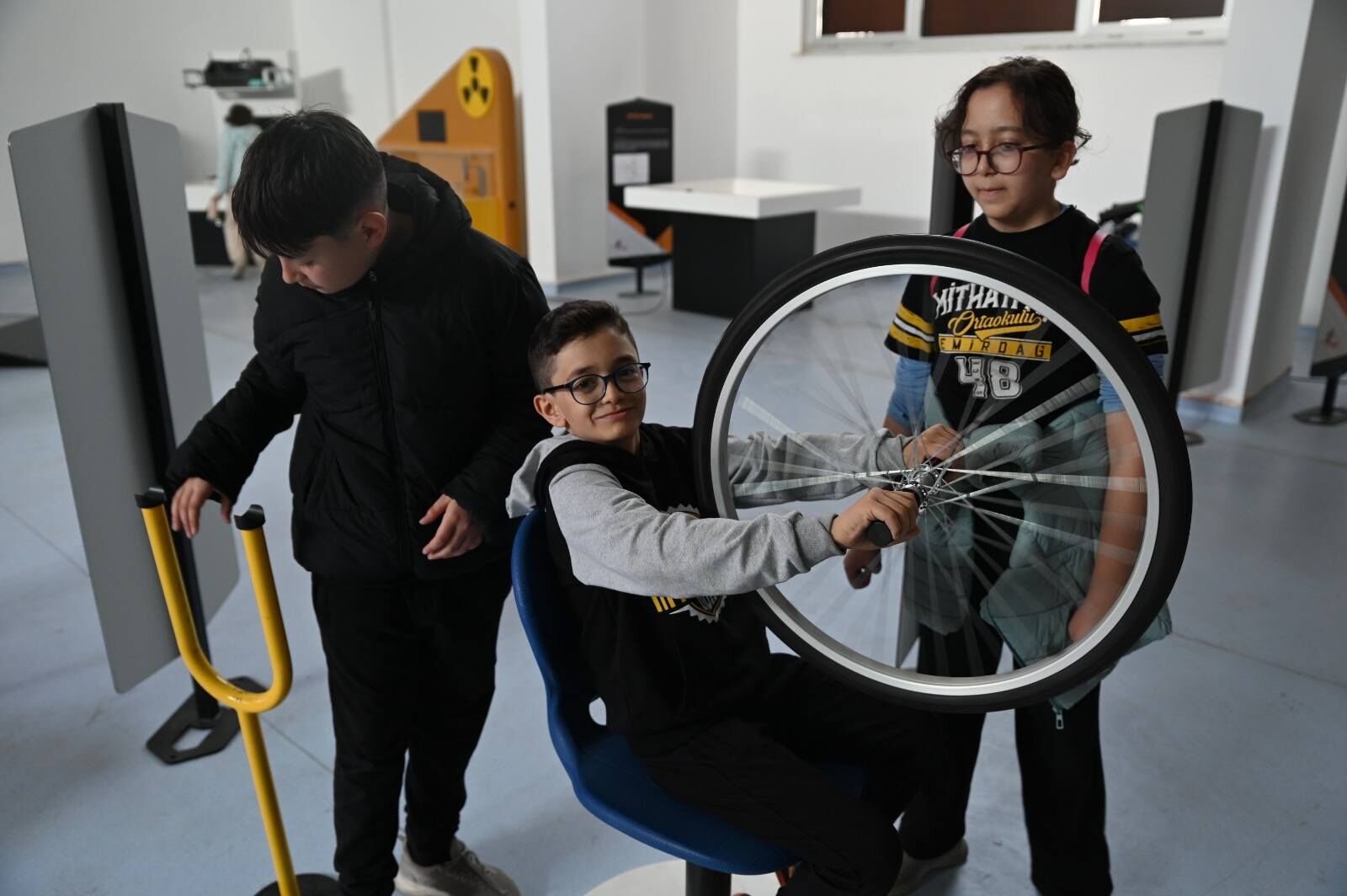 659820904 1378399864331769 6451100222329777293 N