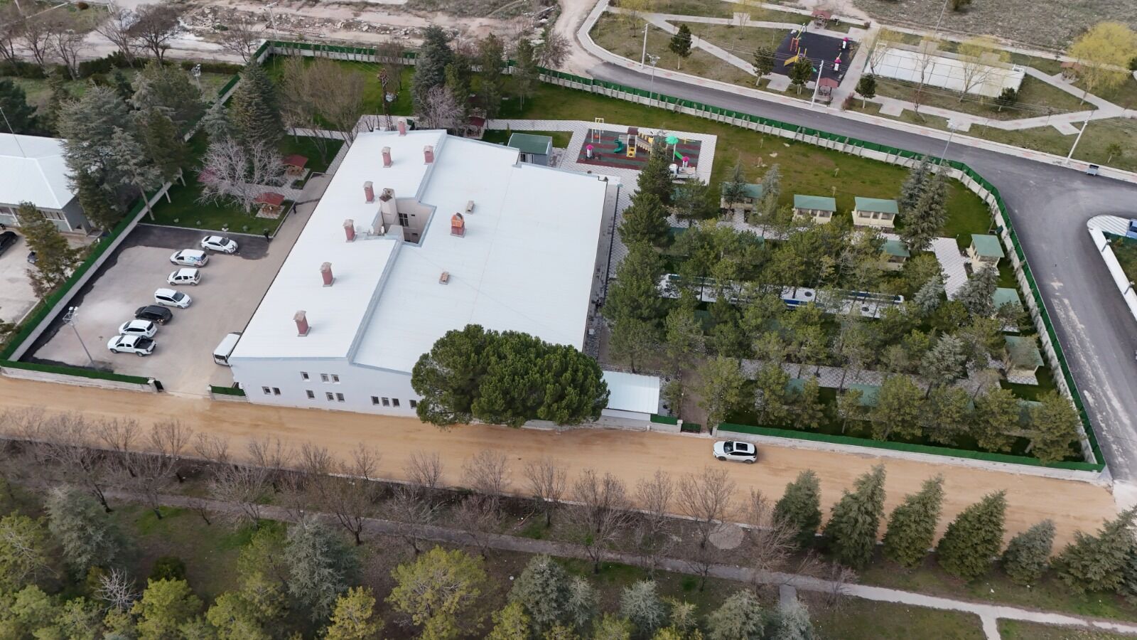 Afyon Beledi̇yesi̇nden Dev Hamle 1.400 Metrekareli̇k Dönüşüm (3)