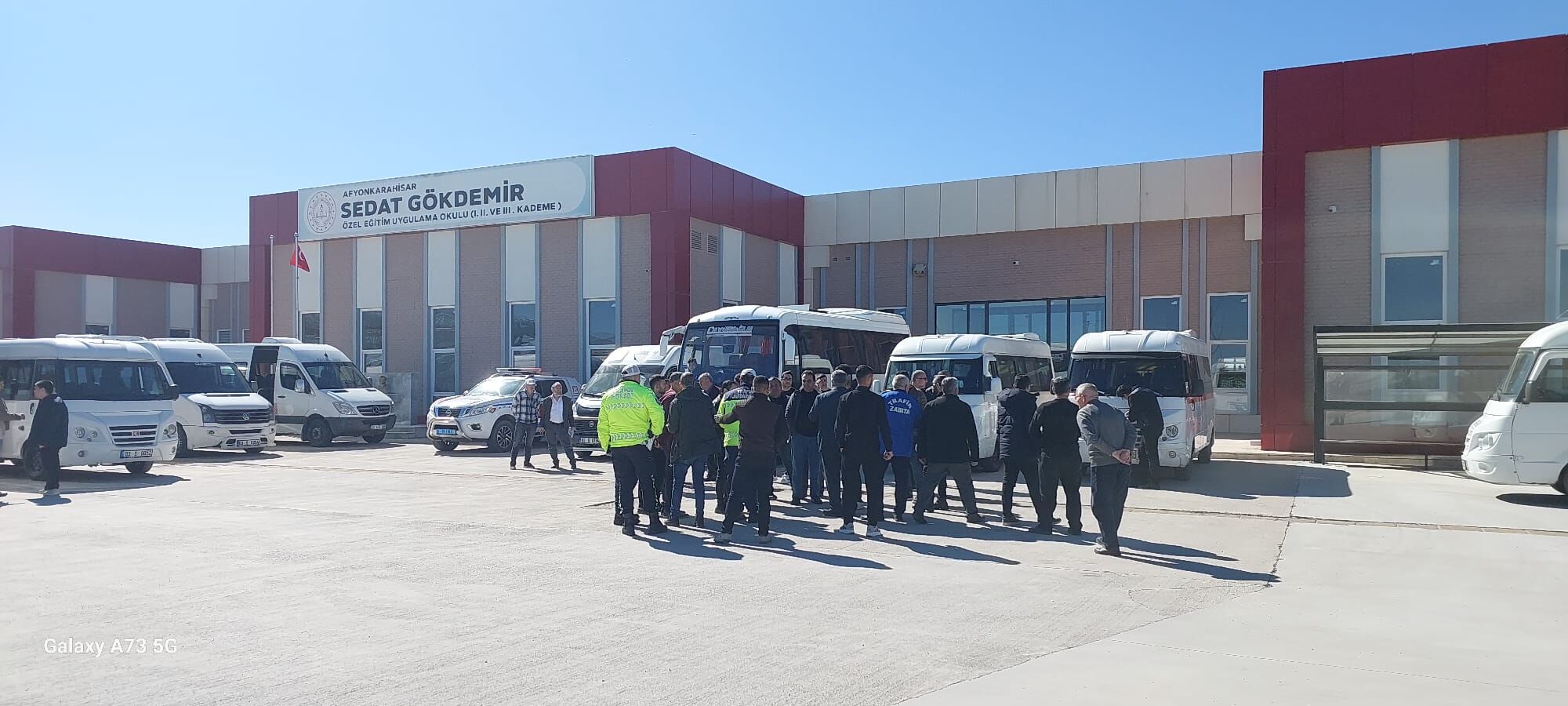 Afyonkarahi̇sar’da Öğrenci̇ Servi̇sleri̇ne Siki Deneti̇m (3)