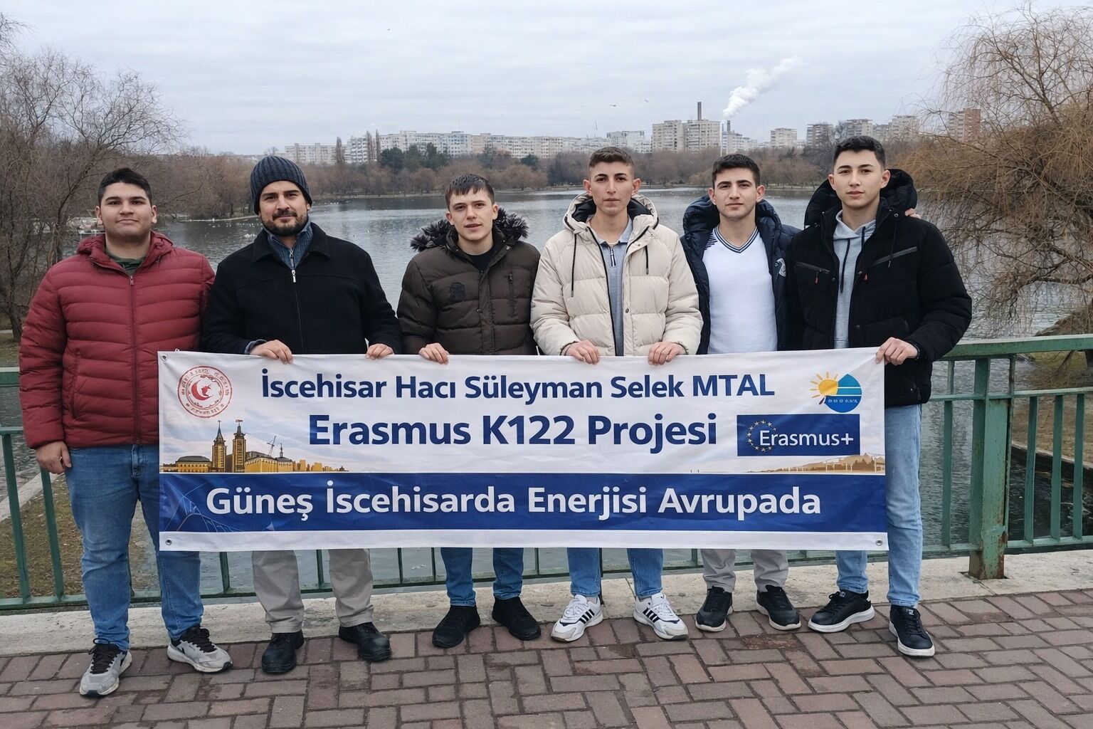 Afyonkarahi̇sar’da Öğrenci̇ler Avrupa’da Eği̇ti̇m Aldi2