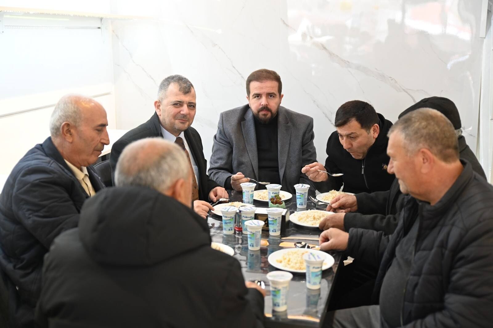 Başkan Koyuncu Yeni̇ İşletmeni̇n Açilişina Katildi (3)