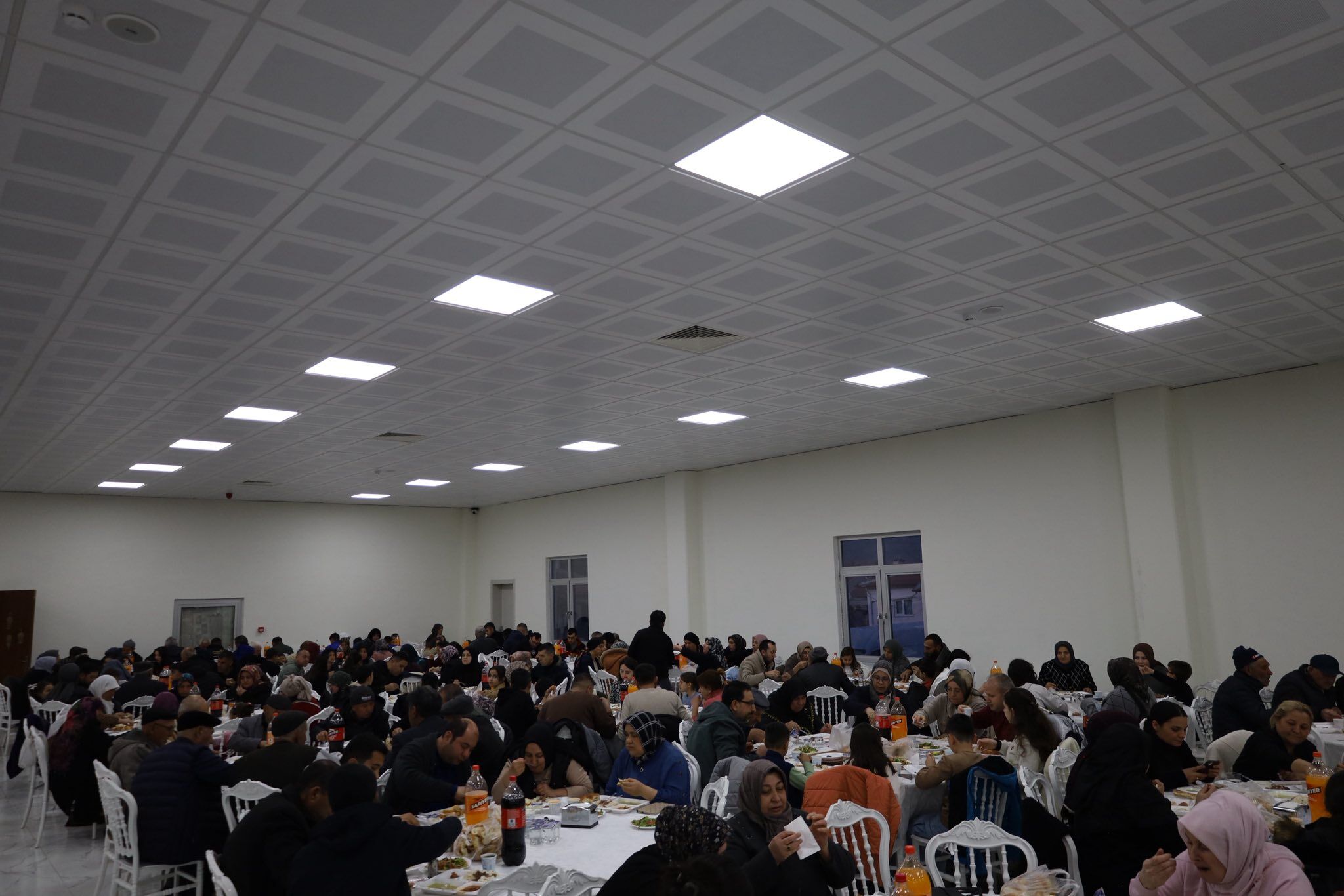 Bayat’ta İftar Sofrasinda Geni̇ş Katilim2