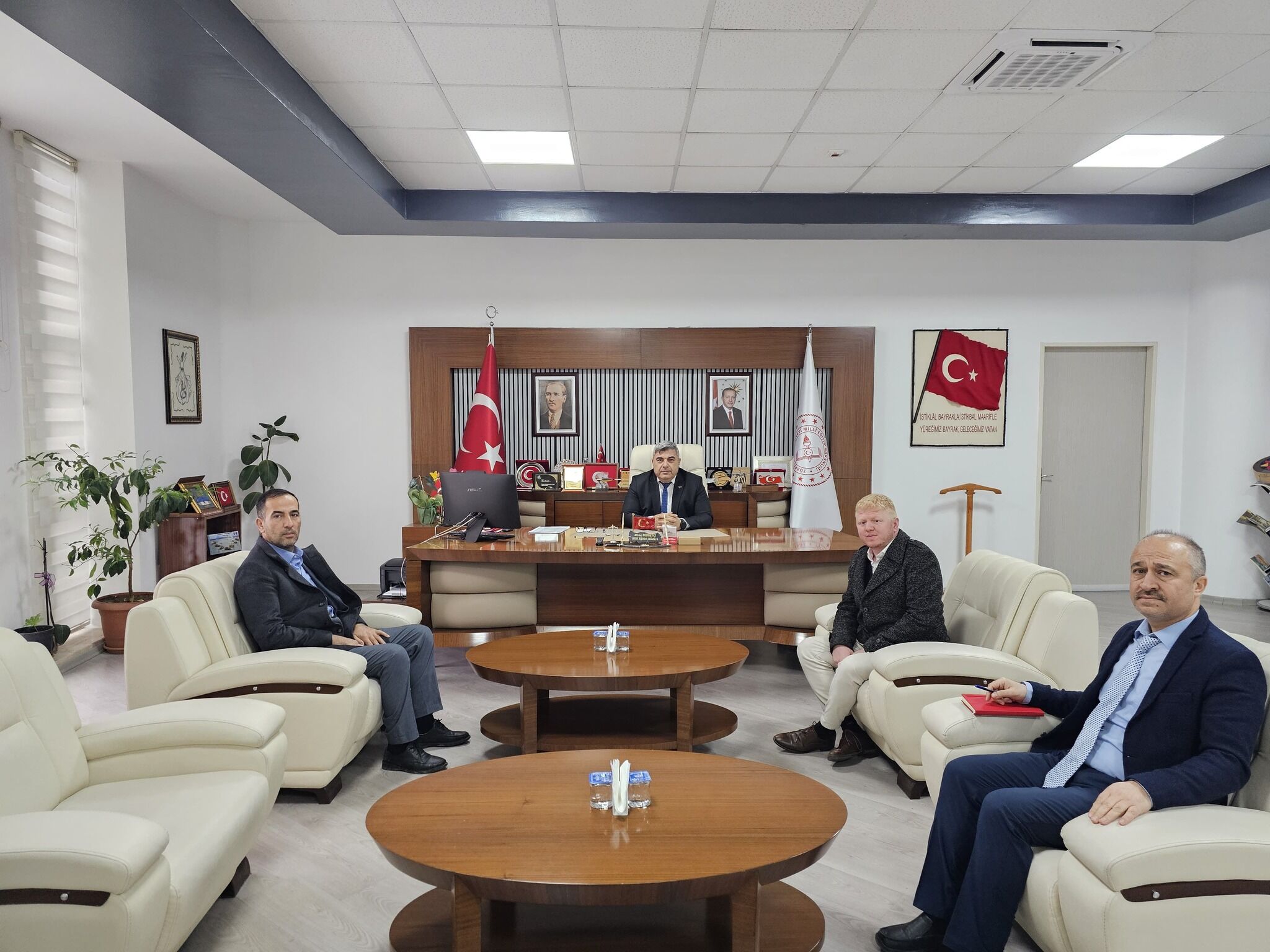 Güney Belde Başkani’ndan Eği̇ti̇m Zi̇yareti̇