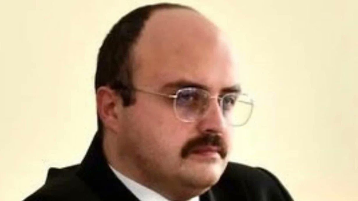 H C W6 X Hw W M A A0B E6