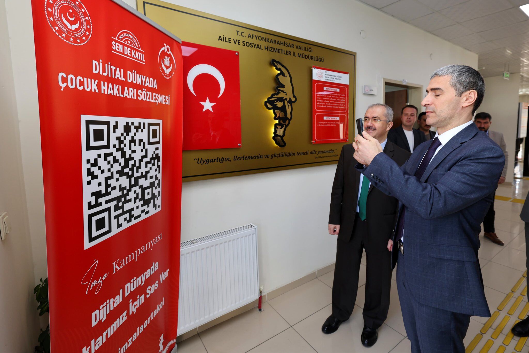 H D I M Bg X Xk A A P V K3