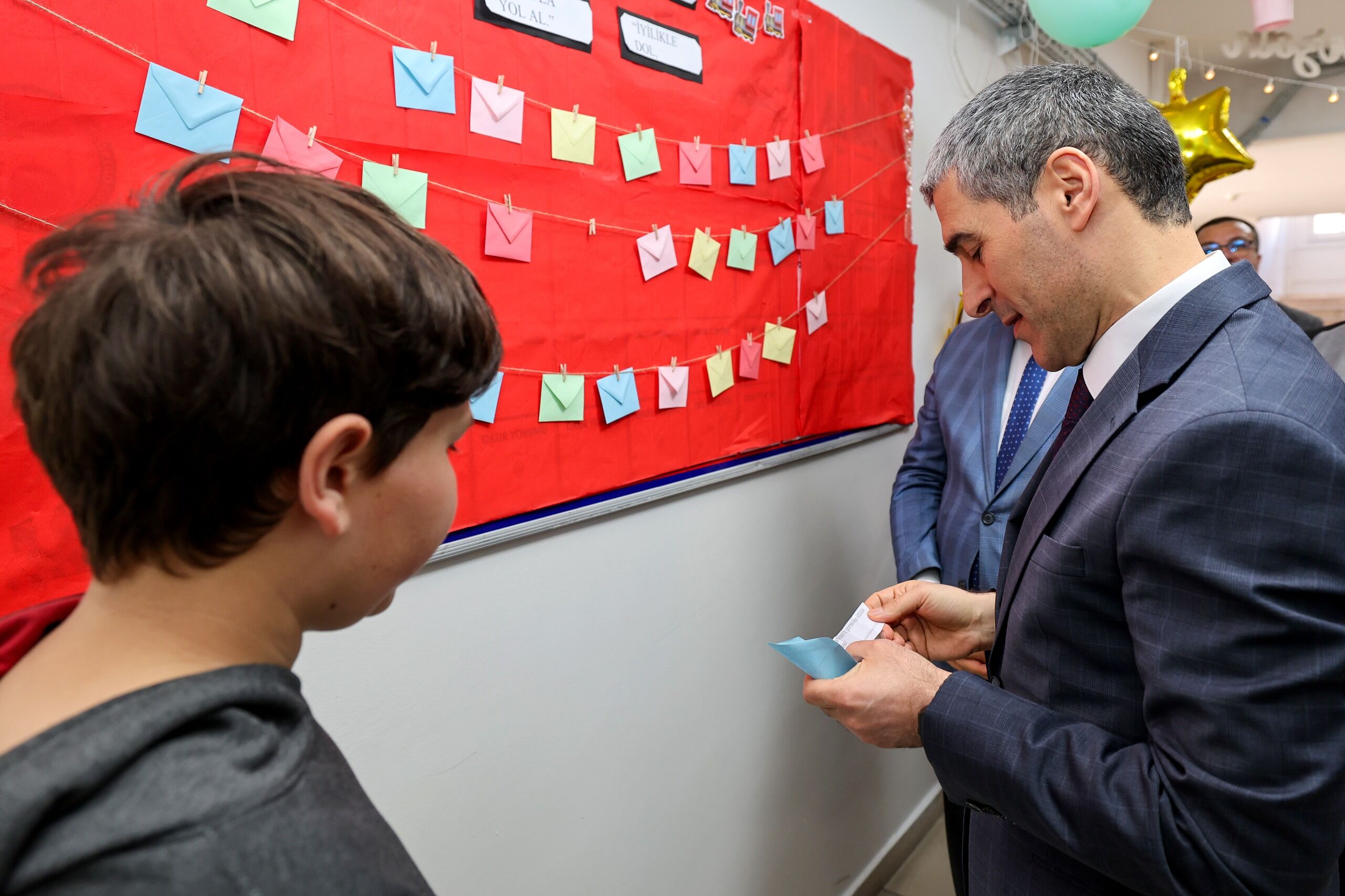 H D Ia4 V M Xo A A V Zz E